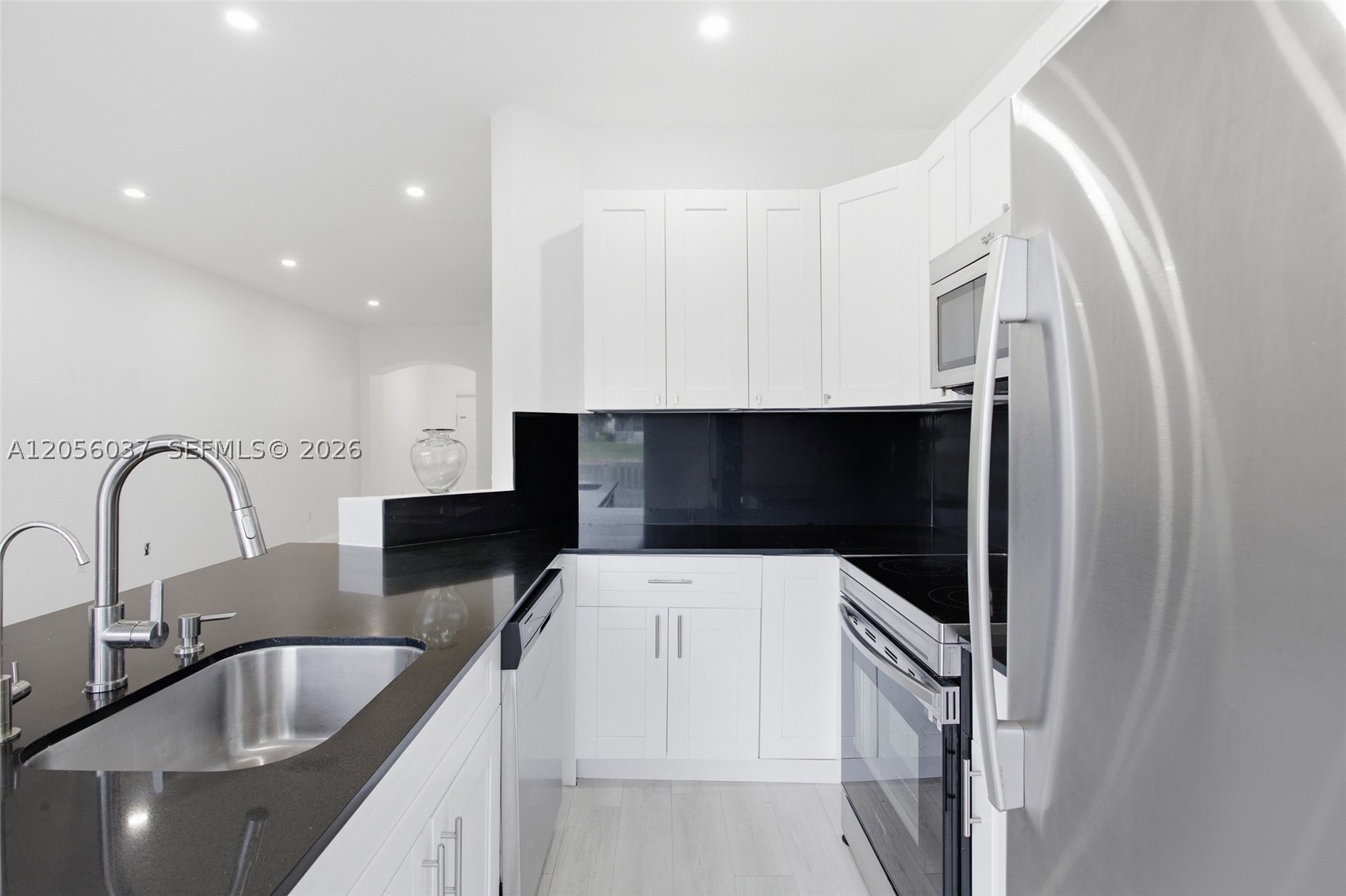 Leward at Island at Doral - Residential