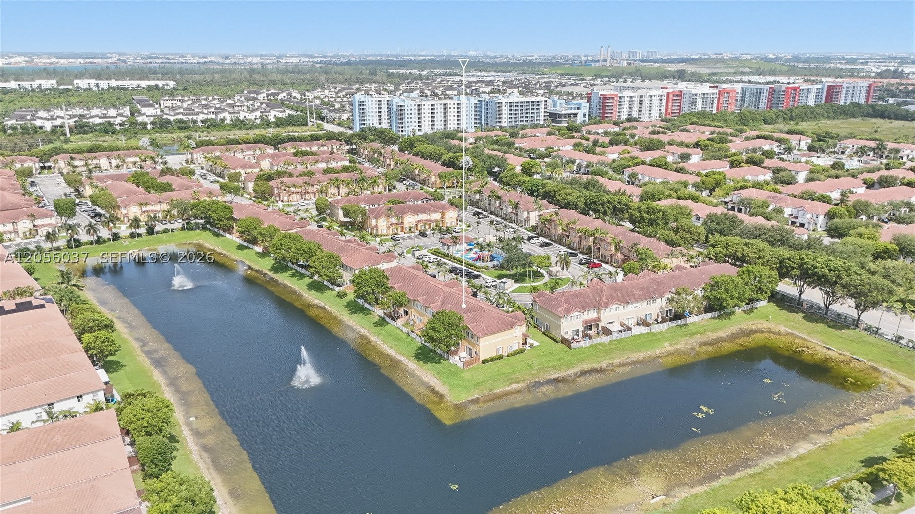Leward at Island at Doral - Residential