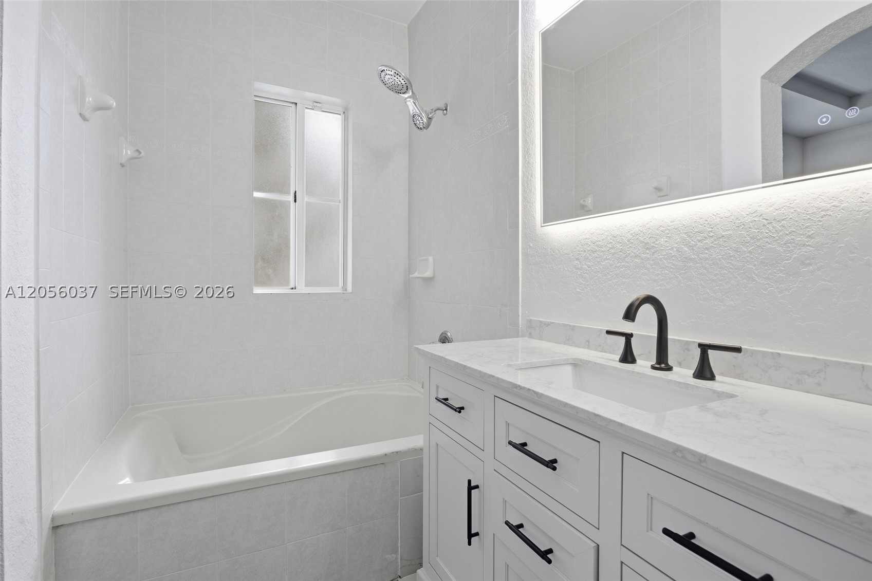 Leward at Island at Doral - Residential