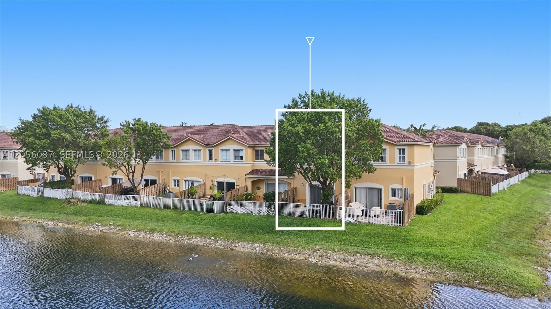 Leward at Island at Doral - Residential