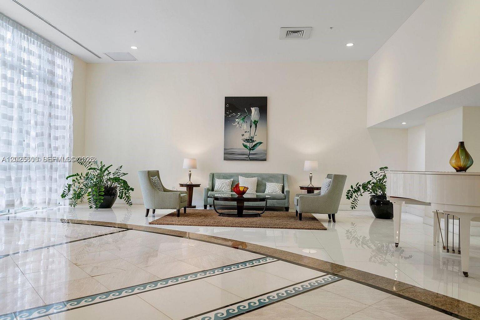 LA GORCE PALACE CONDO - Residential