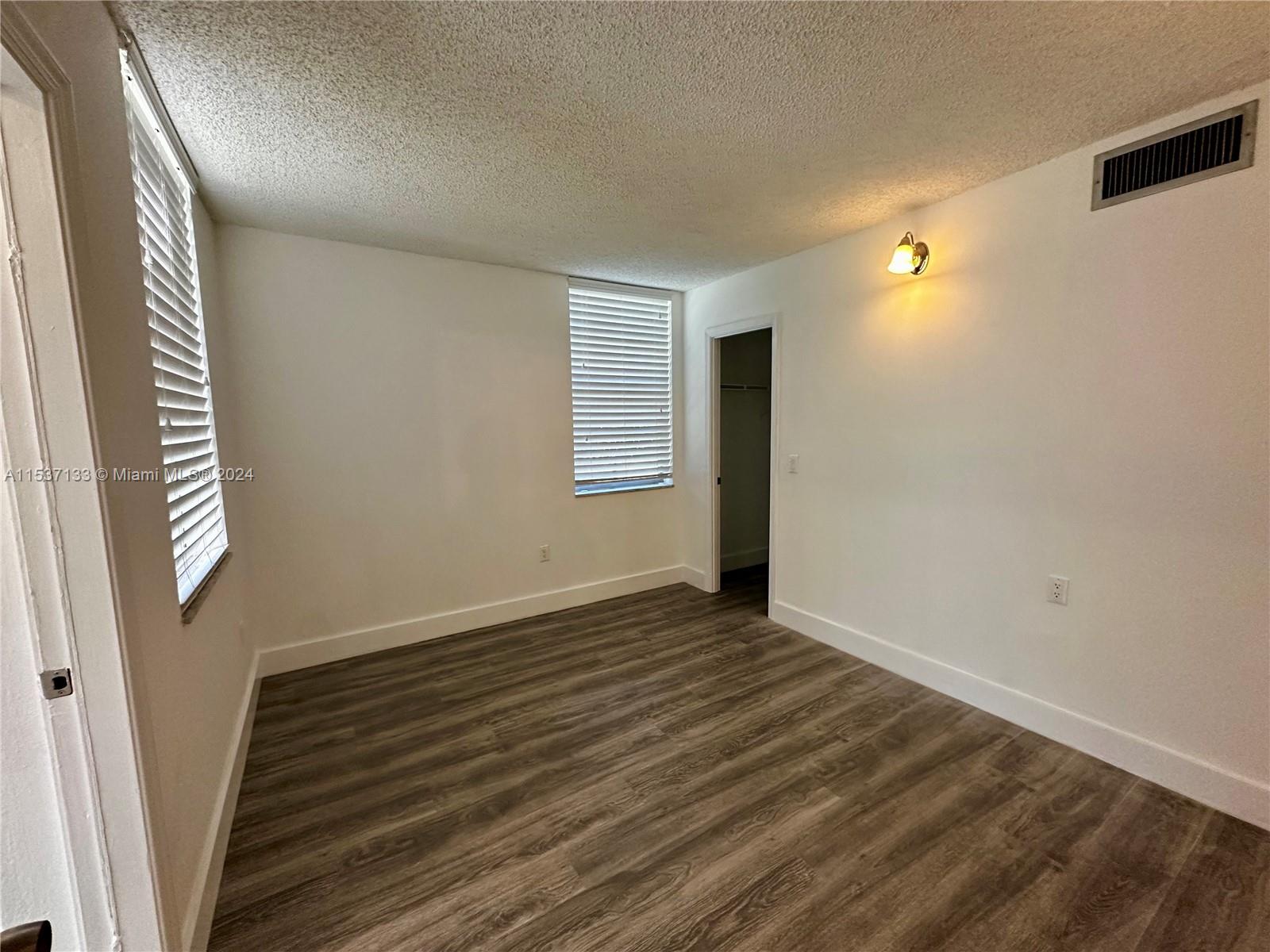 POINCIANA 1 OF PINE ISLAN - Residential Lease
