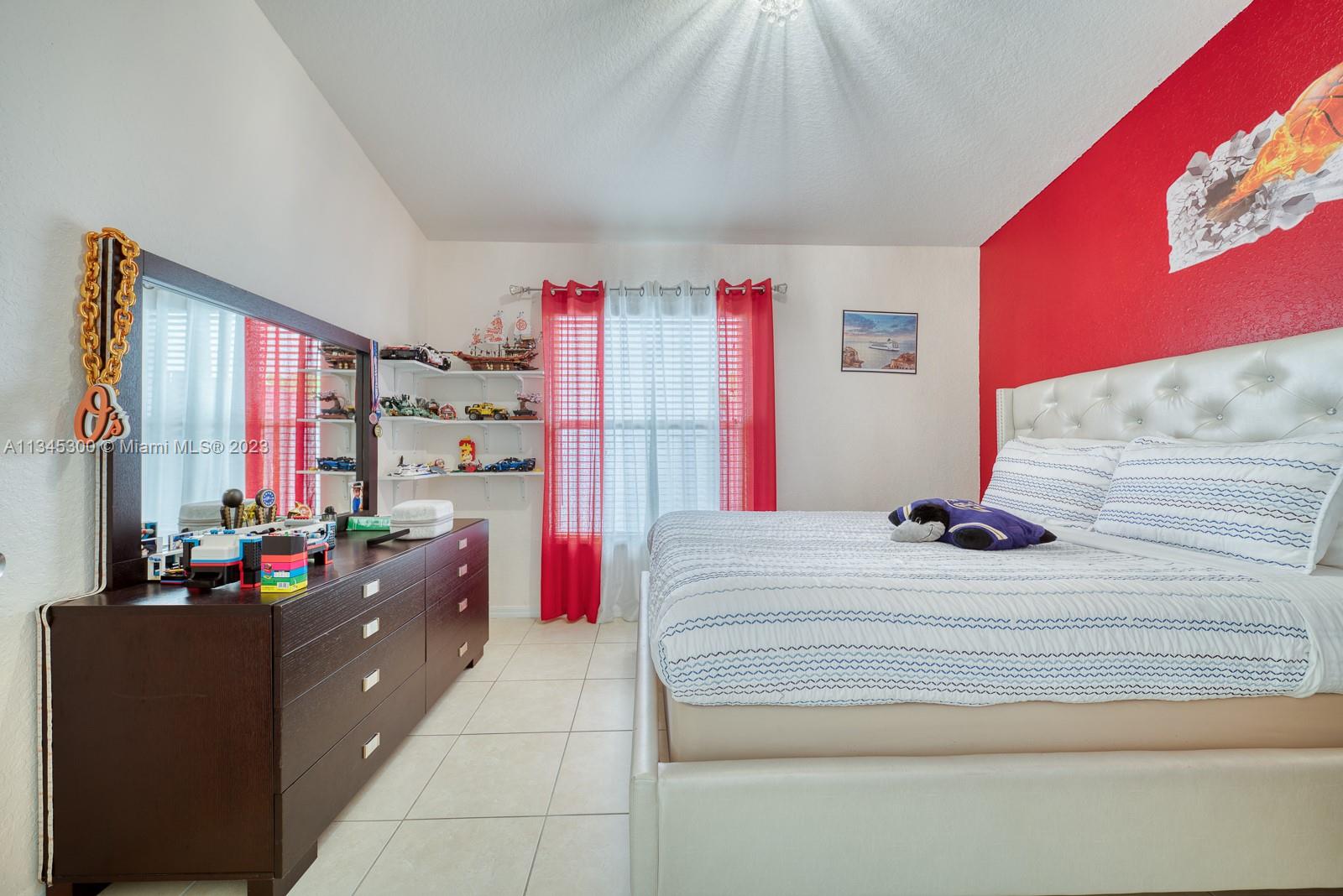 SHORES AT KEYS GATE - Residential