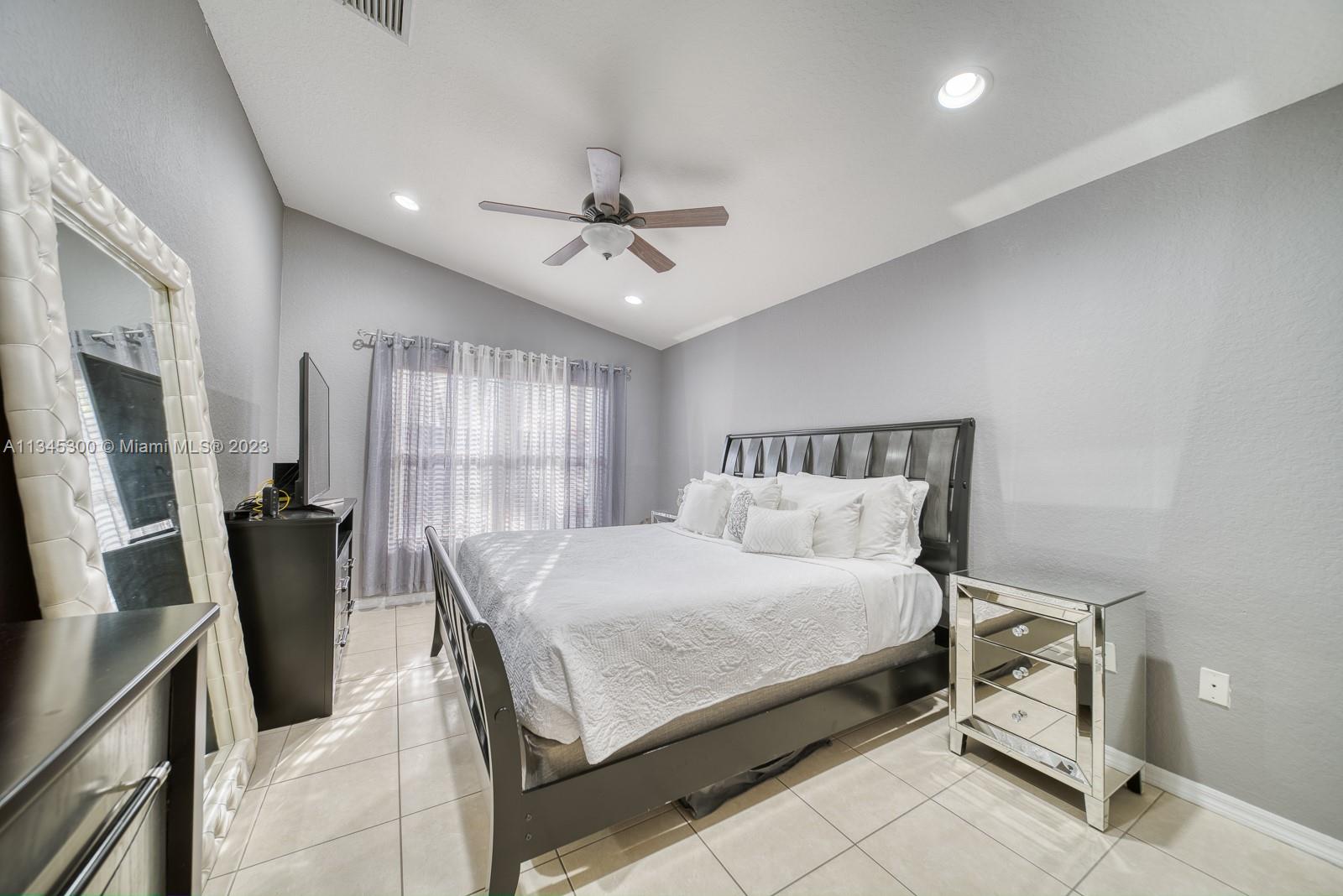 SHORES AT KEYS GATE - Residential