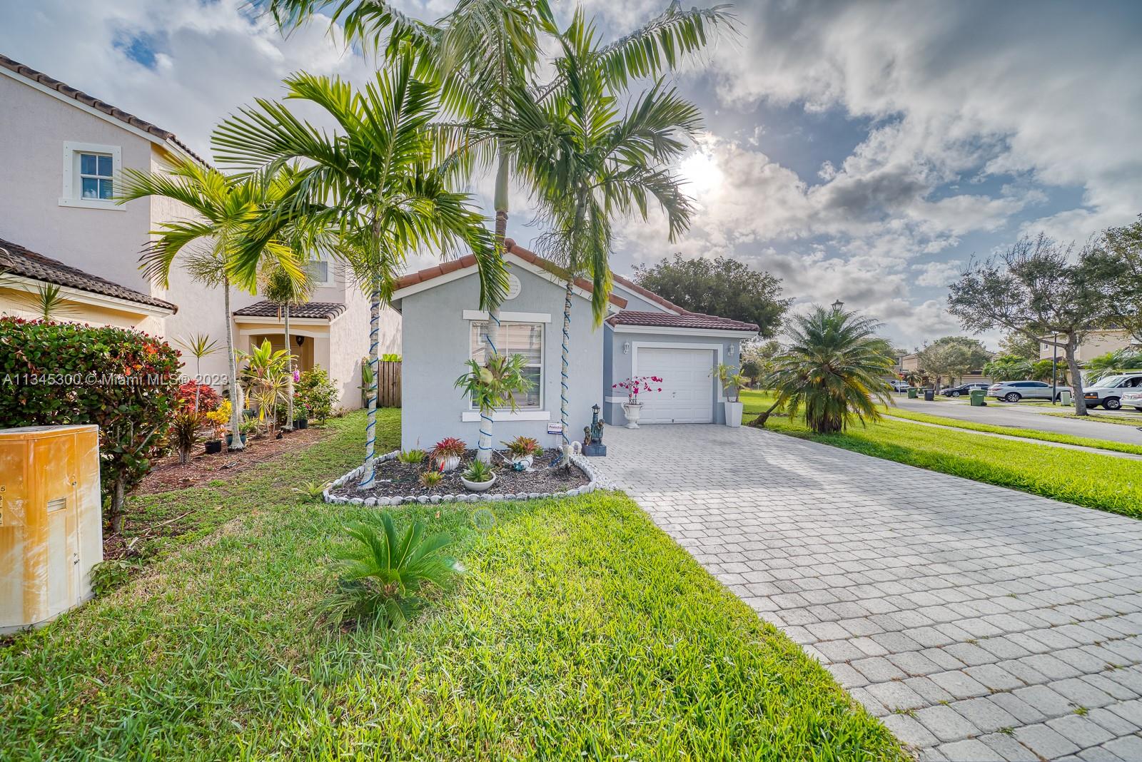 SHORES AT KEYS GATE - Residential