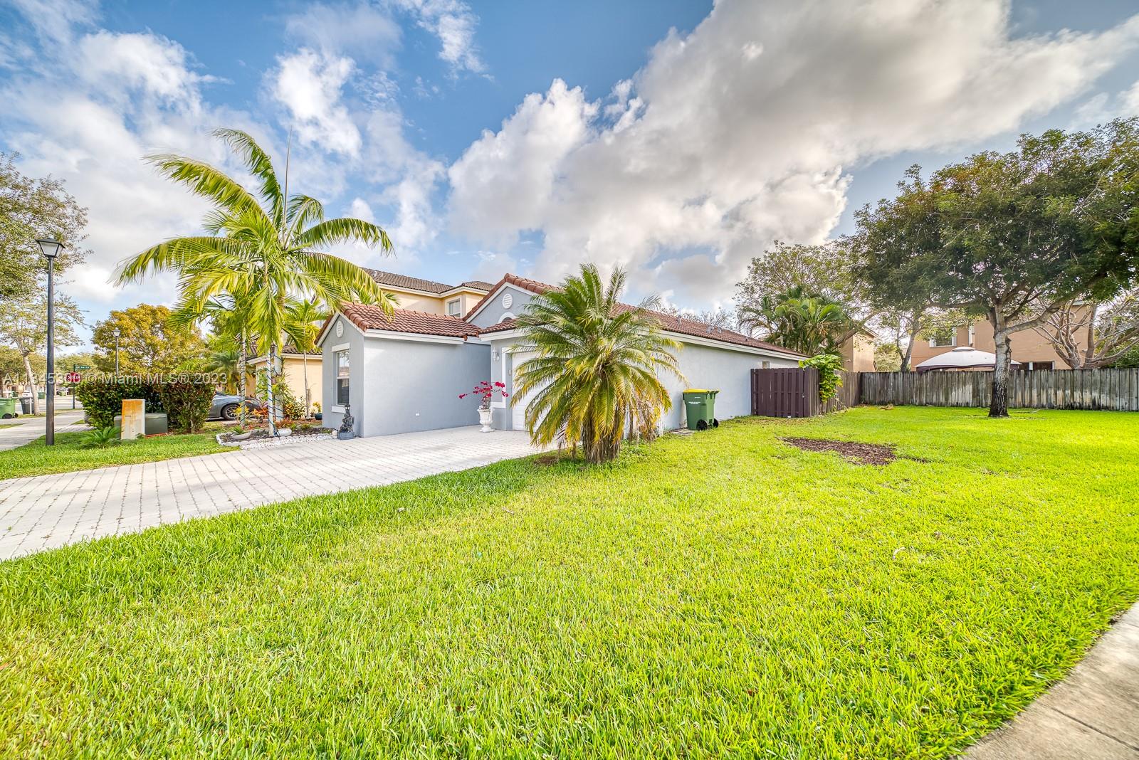 SHORES AT KEYS GATE - Residential
