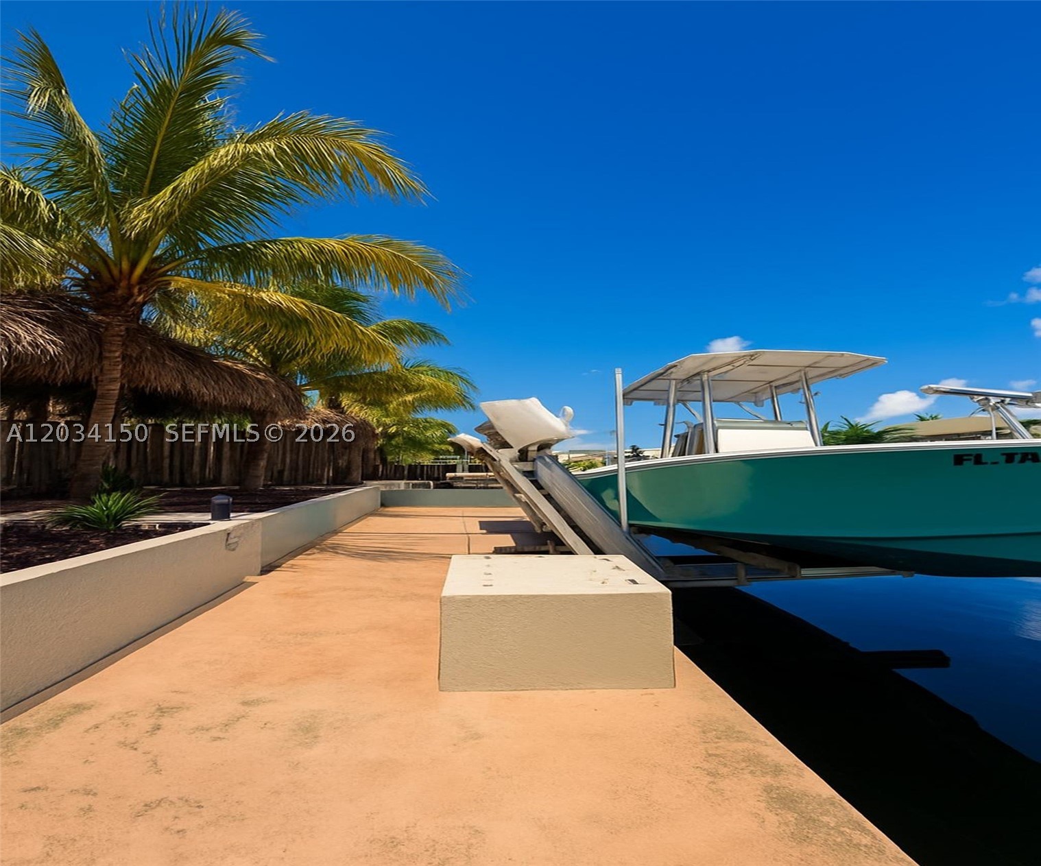 PORT LARGO - Residential Lease