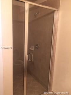 KENDALL SQUARE - Residential Lease