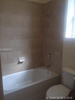 KENDALL SQUARE - Residential Lease