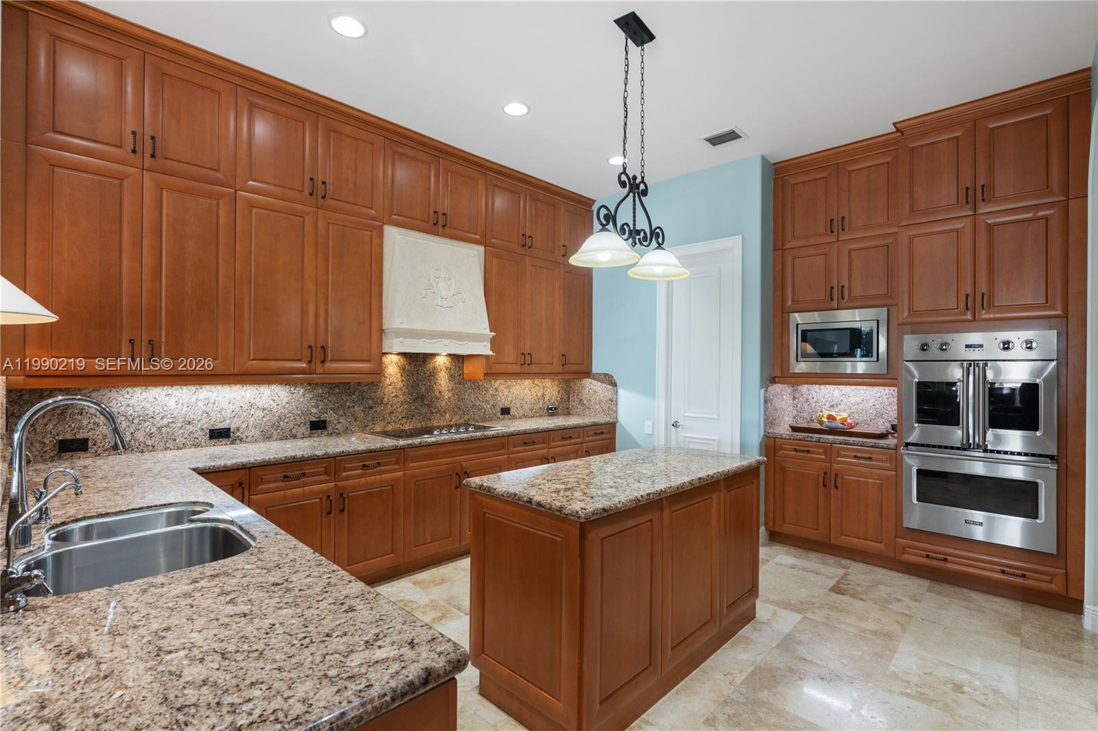THREE ISLANDS 3RD SECTION - Residential