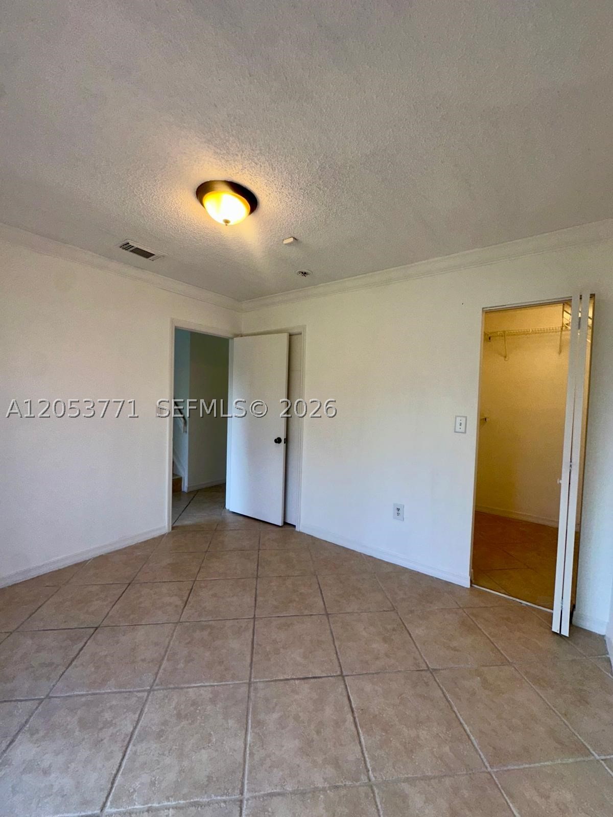 CARIBE LAKES PHASE I - Residential Lease