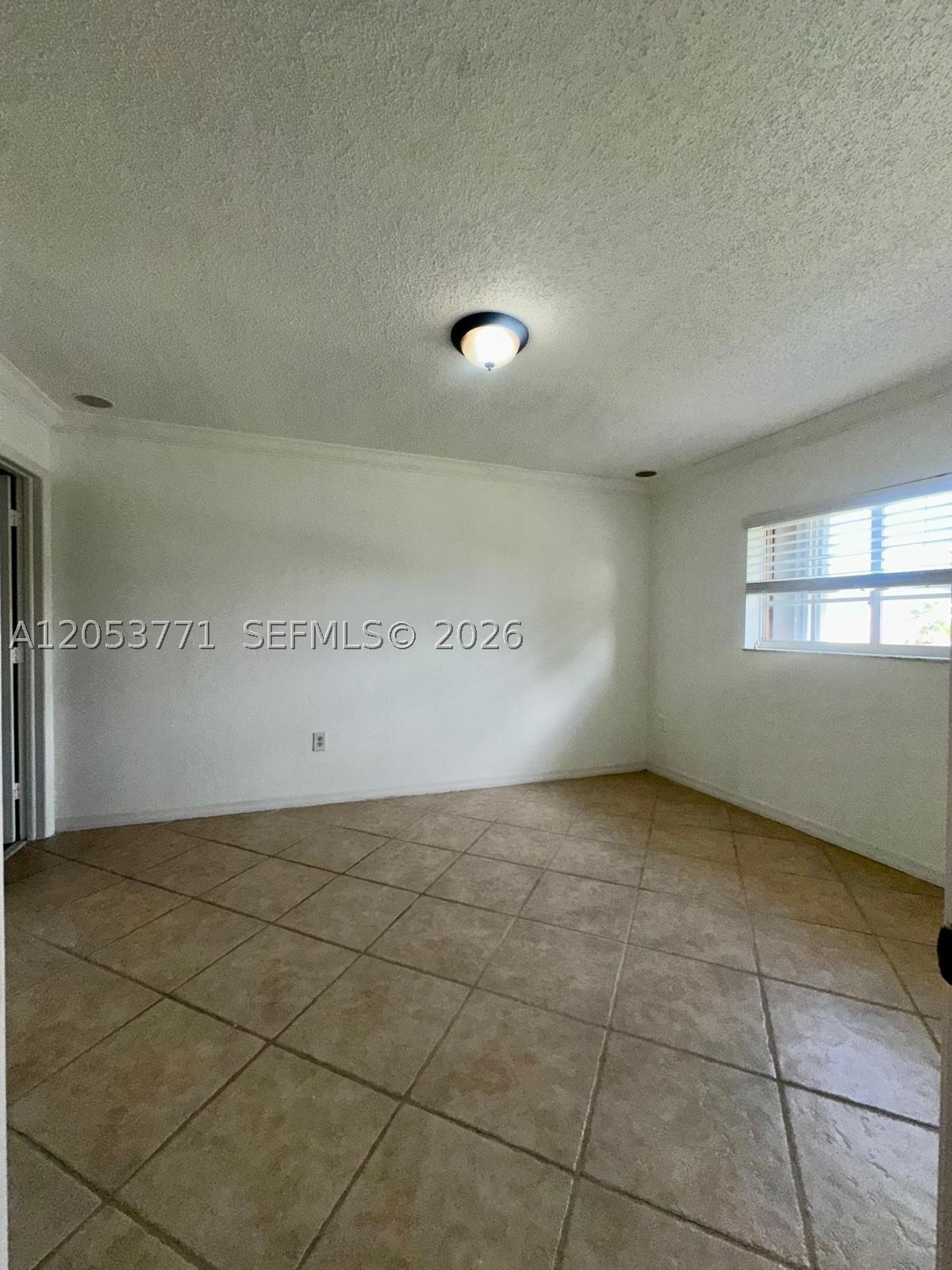 CARIBE LAKES PHASE I - Residential Lease