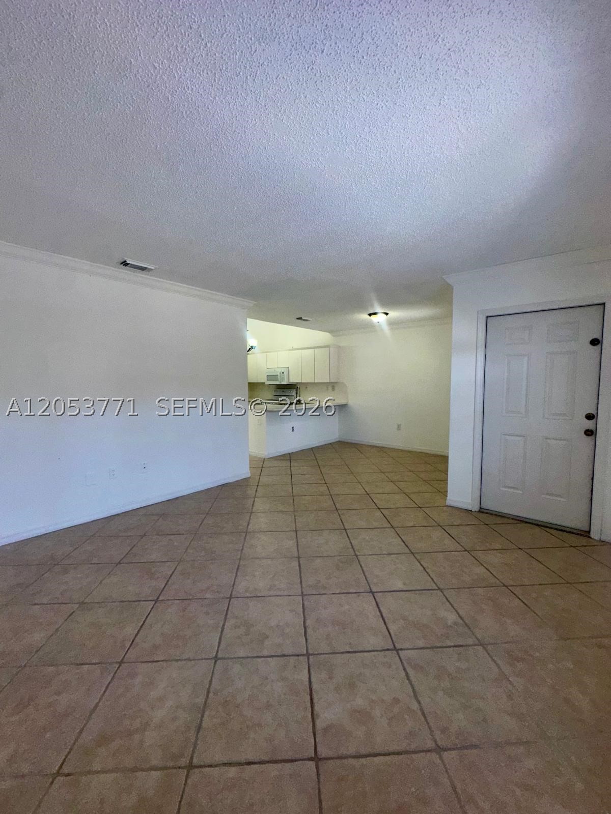 CARIBE LAKES PHASE I - Residential Lease