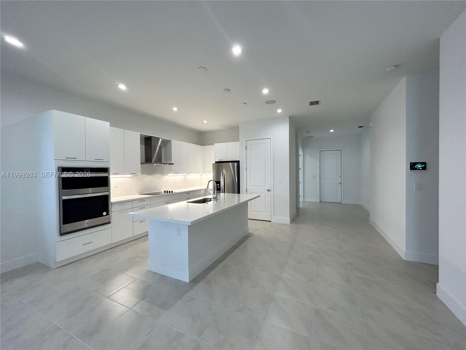 CANARIAS EAST - Residential