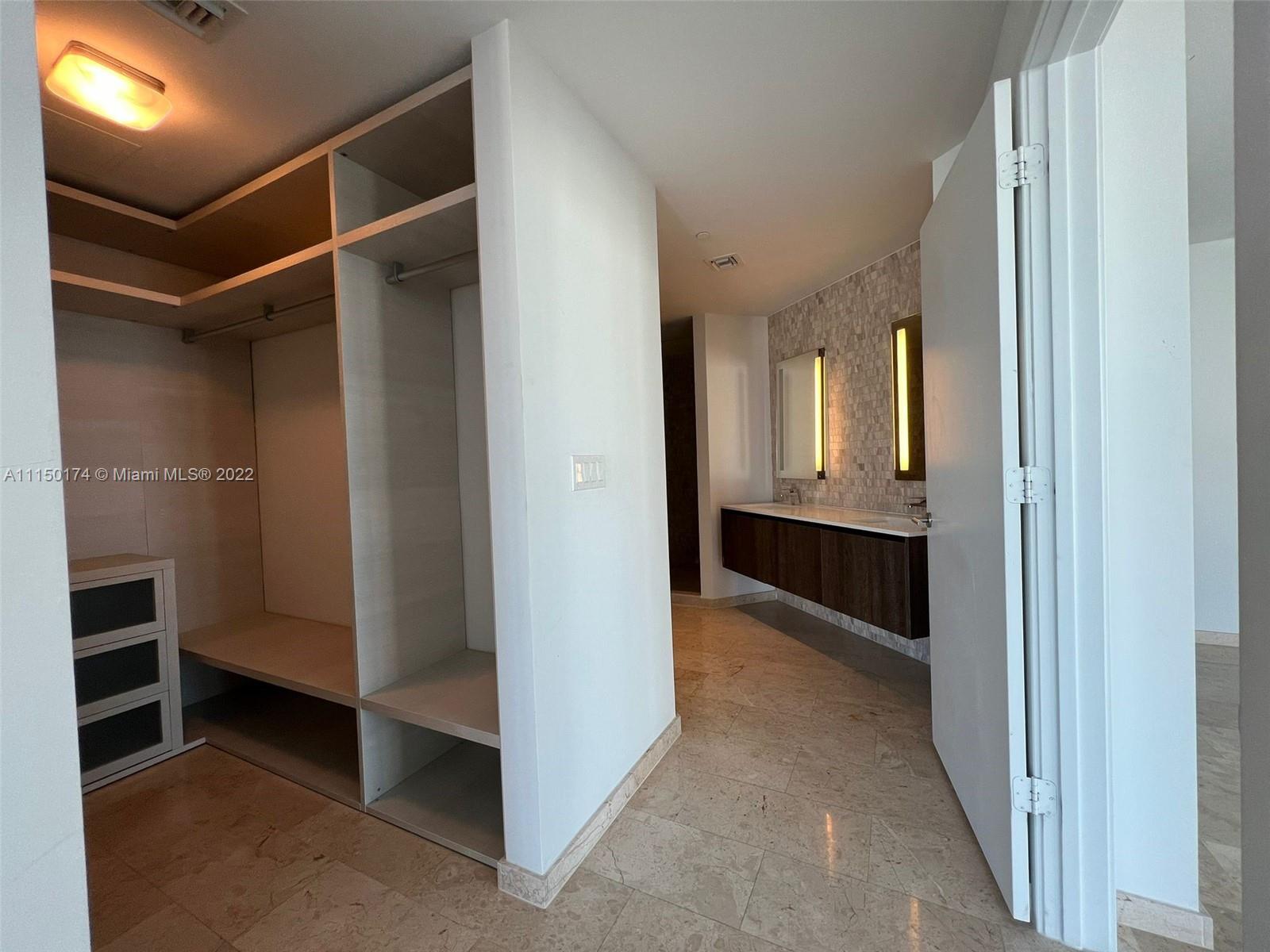 REACH CONDO - Residential