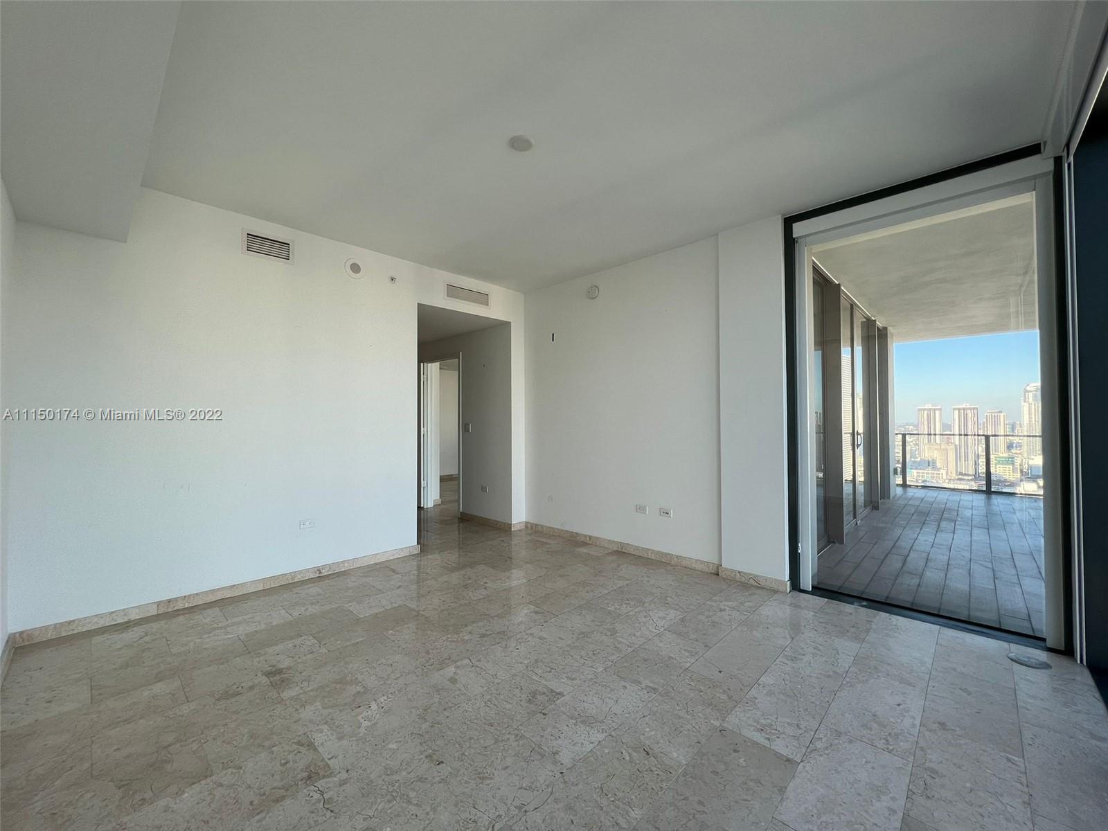 REACH CONDO - Residential
