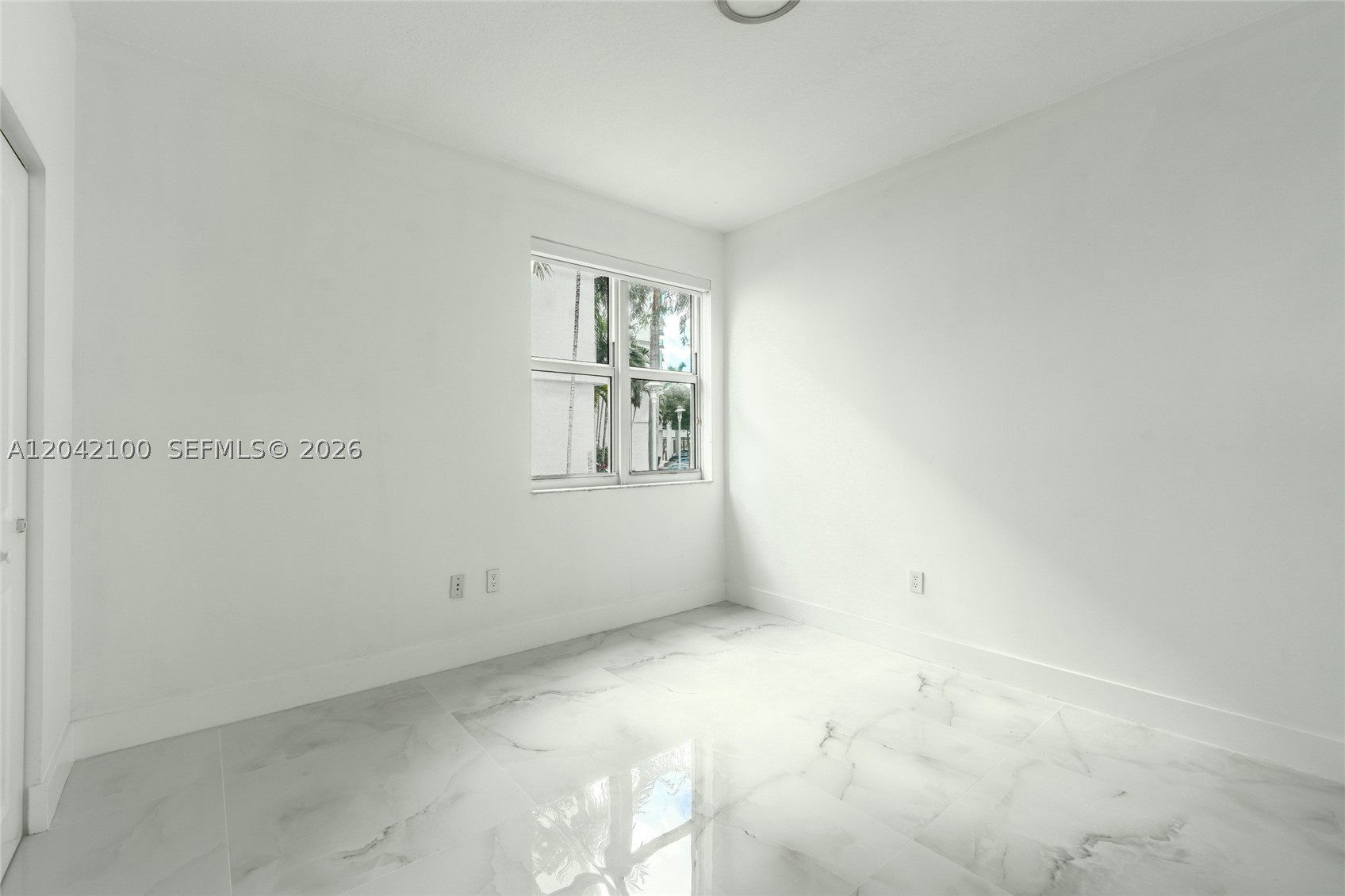 360 CONDO C - Residential Lease