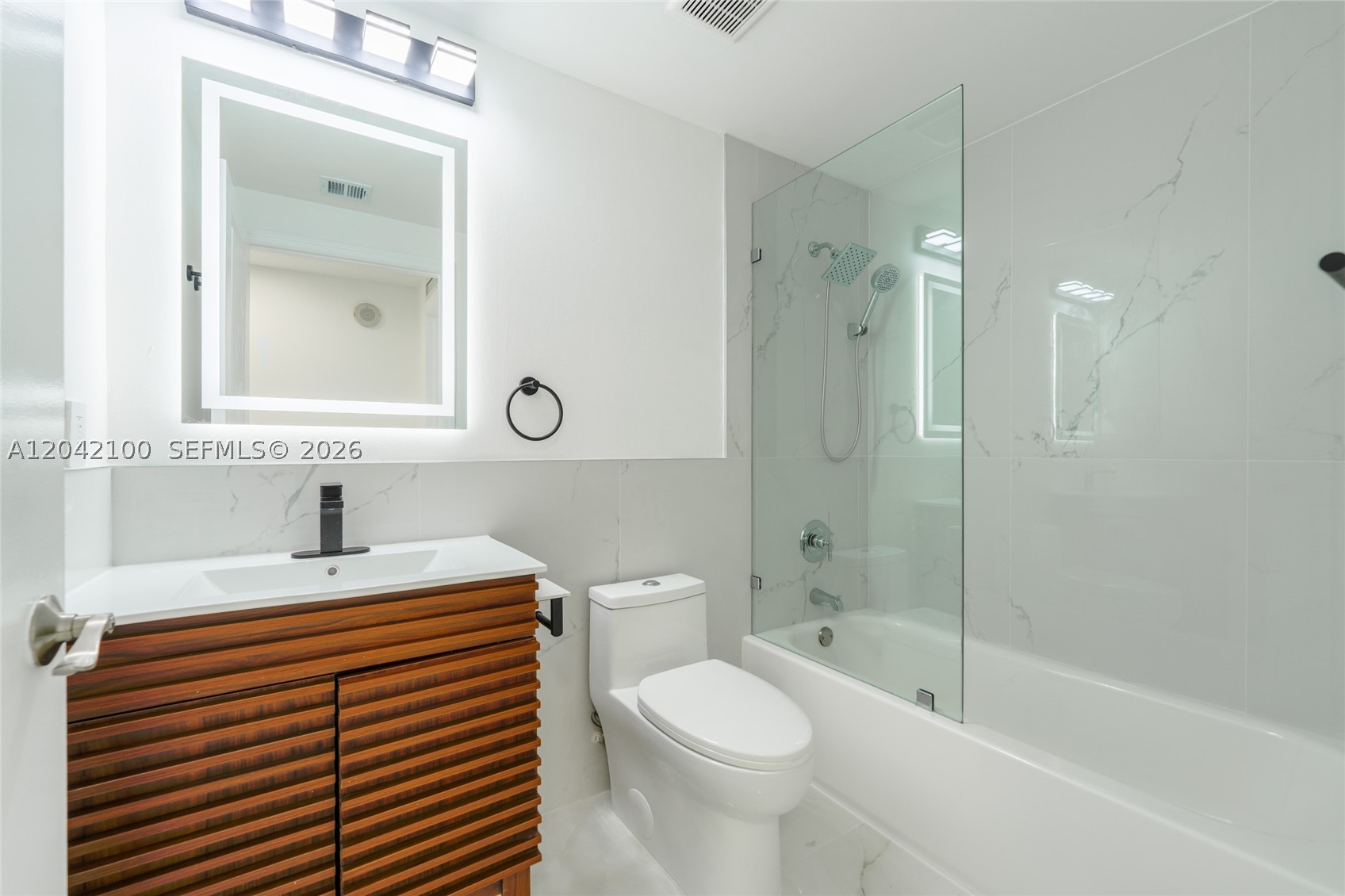 360 CONDO C - Residential Lease