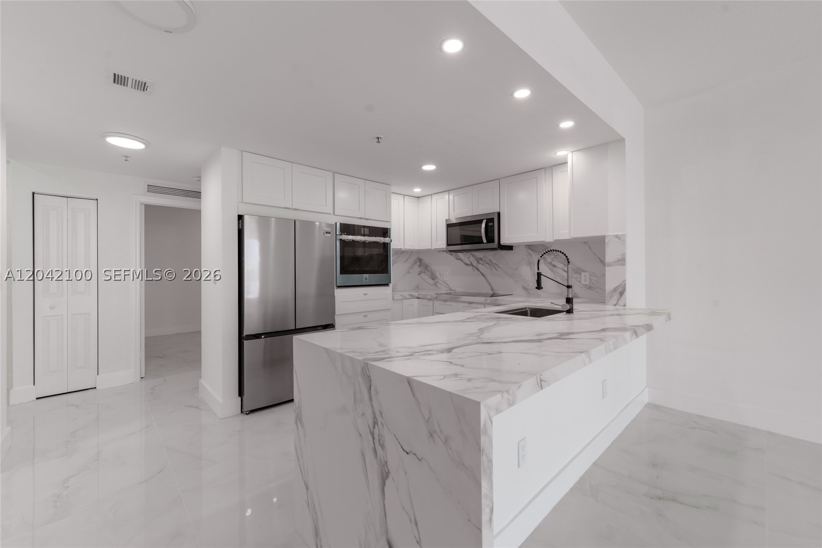 360 CONDO C - Residential Lease