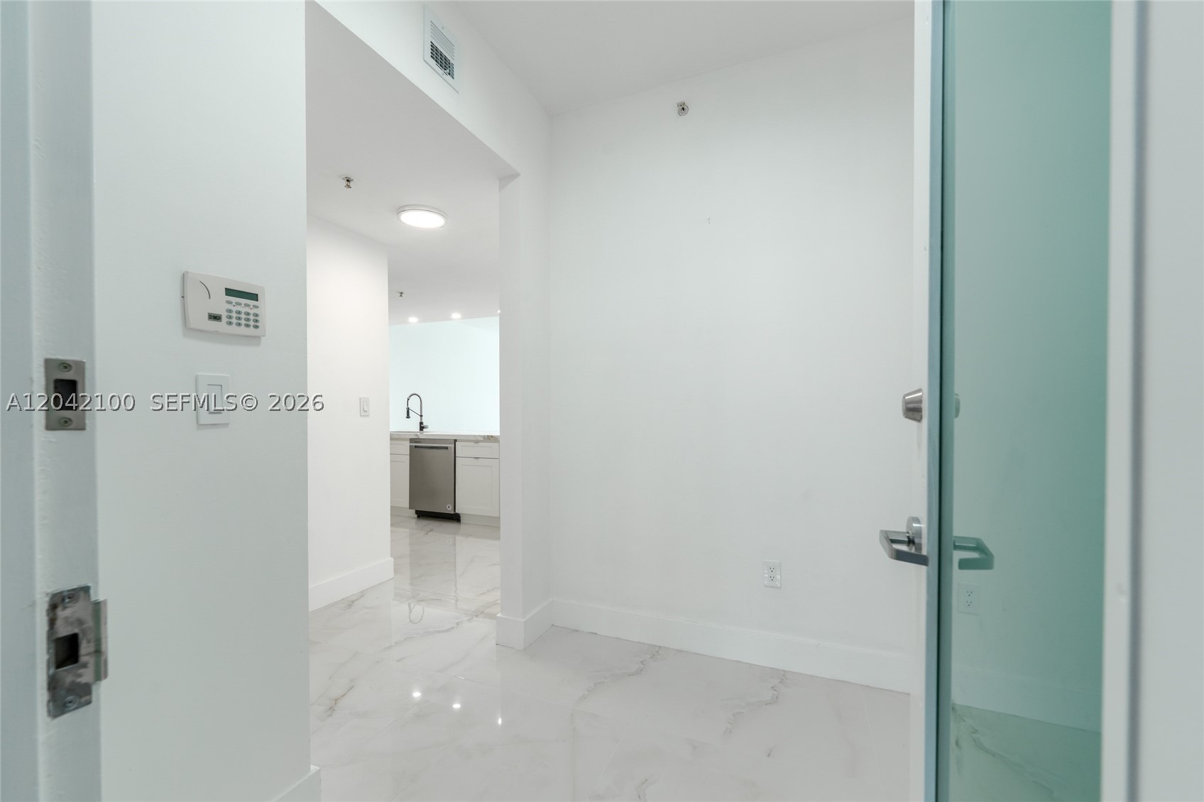 360 CONDO C - Residential Lease