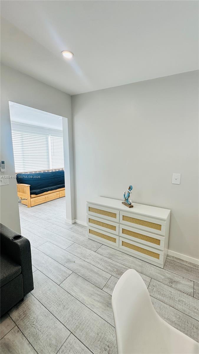 LONG KEY PROJ PROP LINE S - Residential