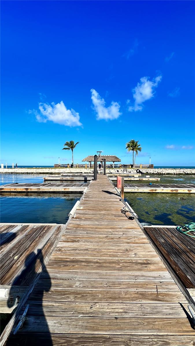 LONG KEY PROJ PROP LINE S - Residential