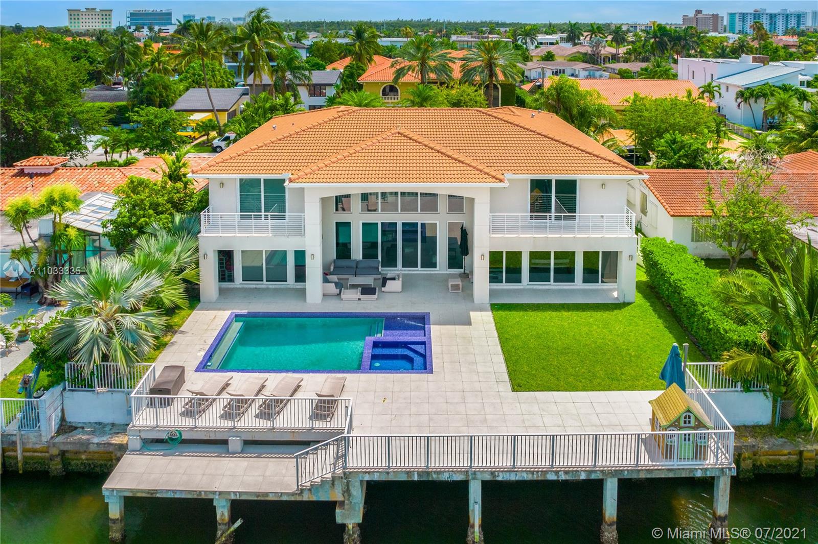 EASTERN SHORES 1ST ADDN - Residential