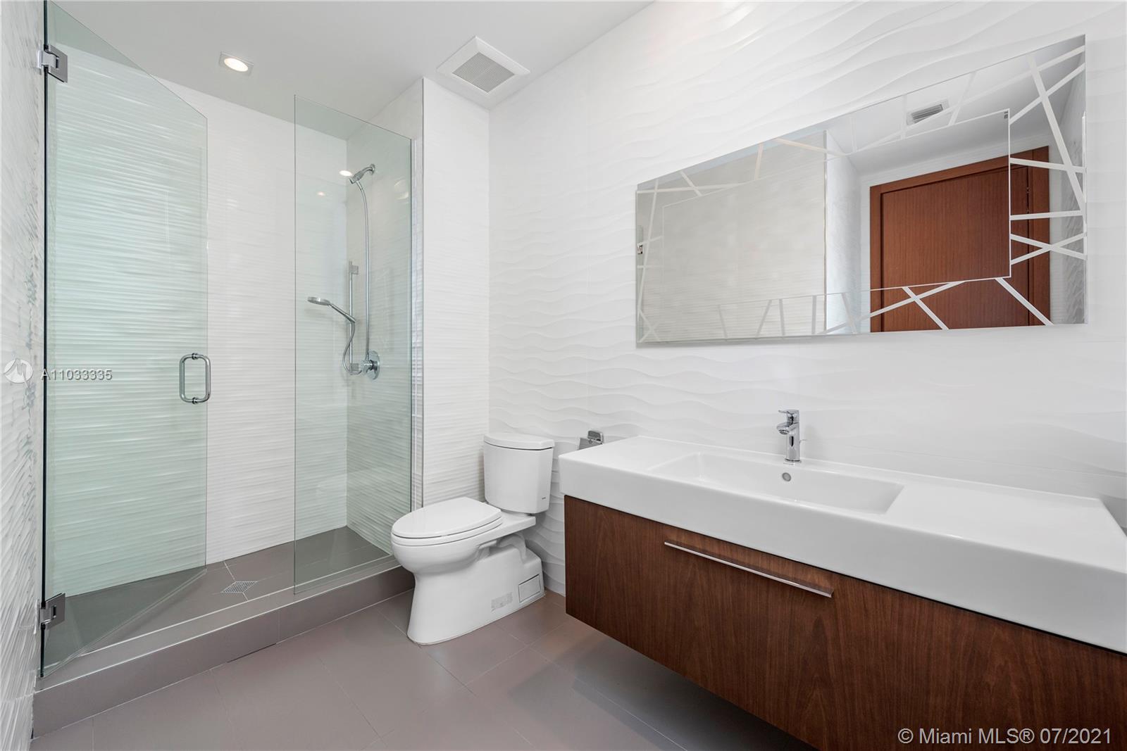 EASTERN SHORES 1ST ADDN - Residential