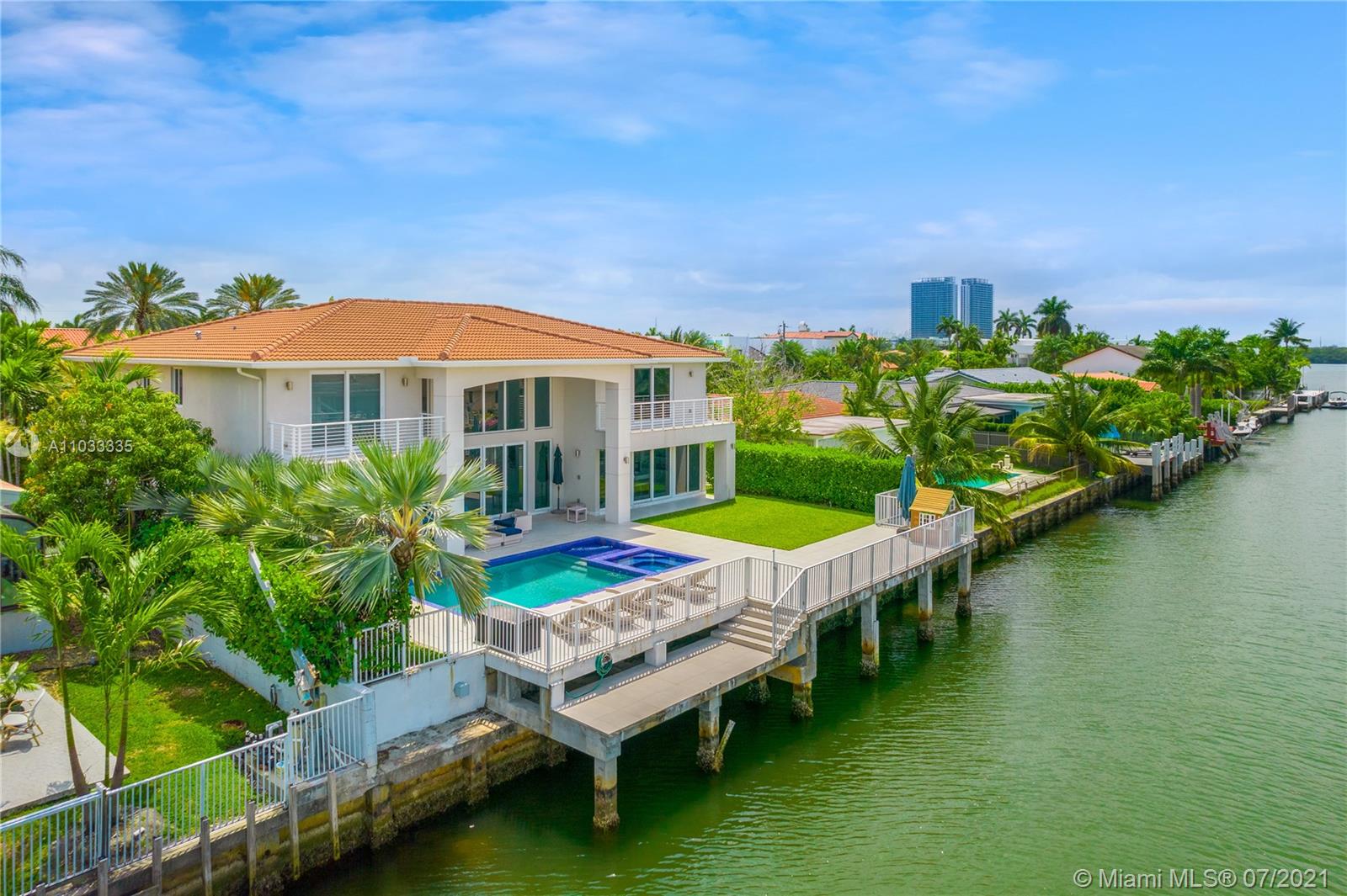 EASTERN SHORES 1ST ADDN - Residential