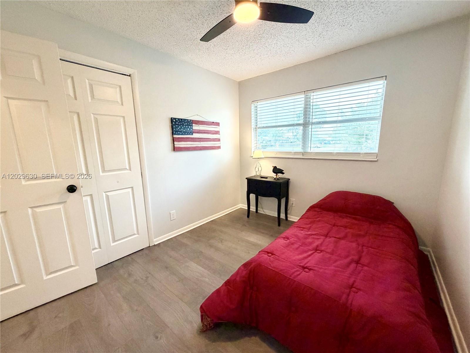 TOWNHOUSES SHORES CONDO - Residential