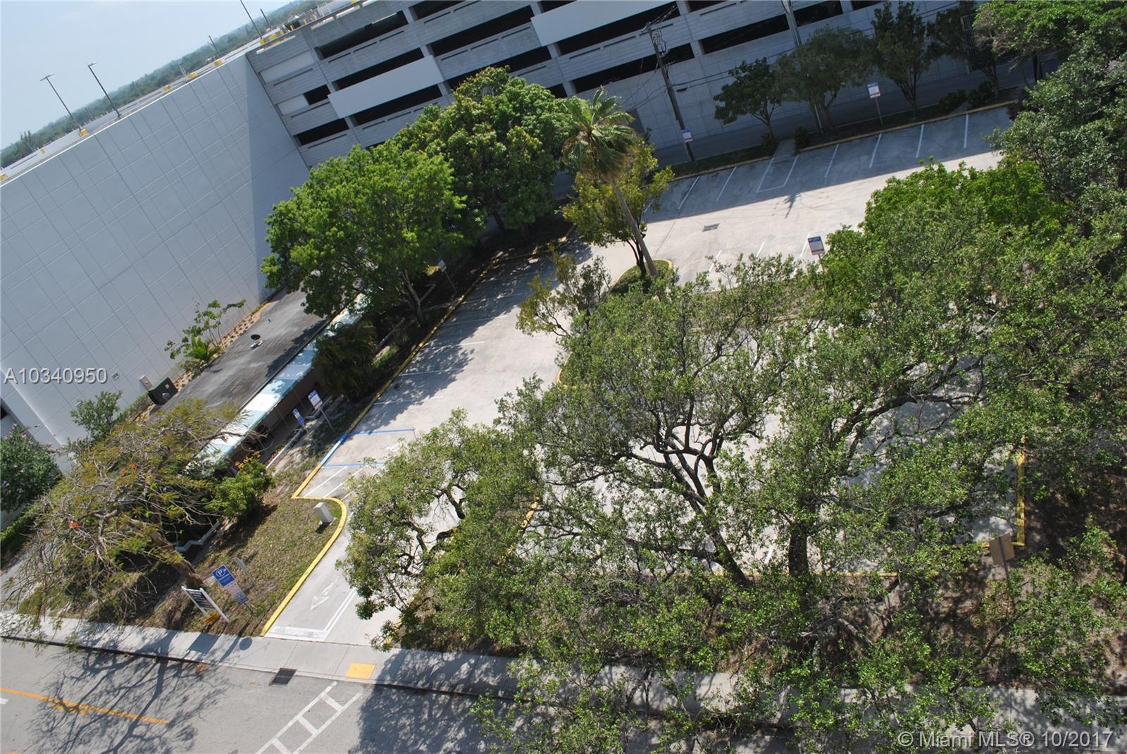 FT LAUDERDALE - Land