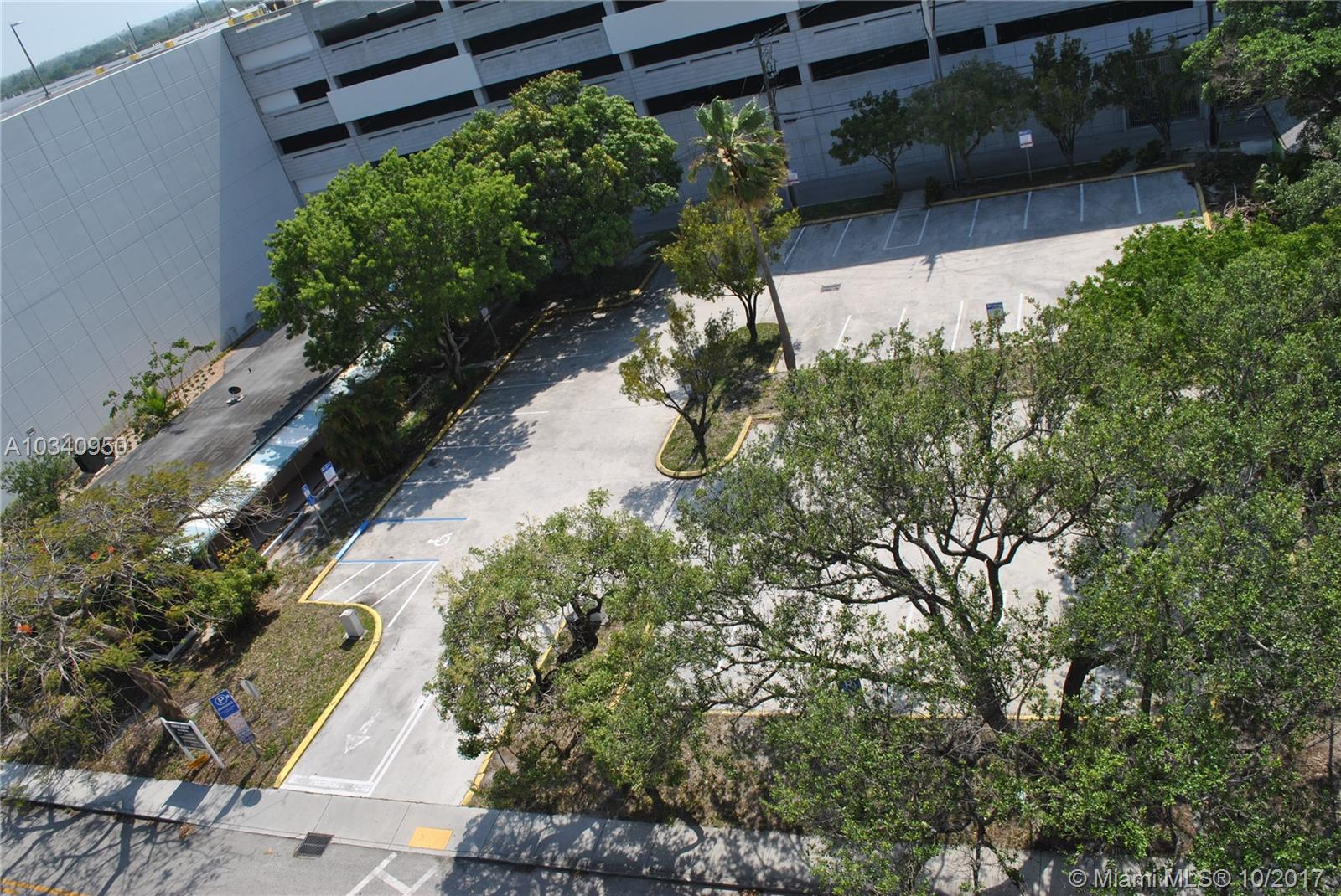 FT LAUDERDALE - Land