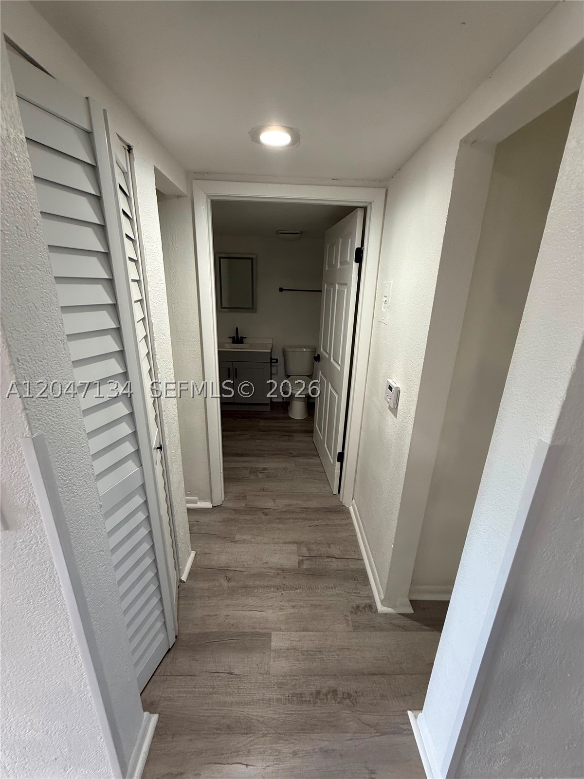 VISTA SHORES - Residential Lease