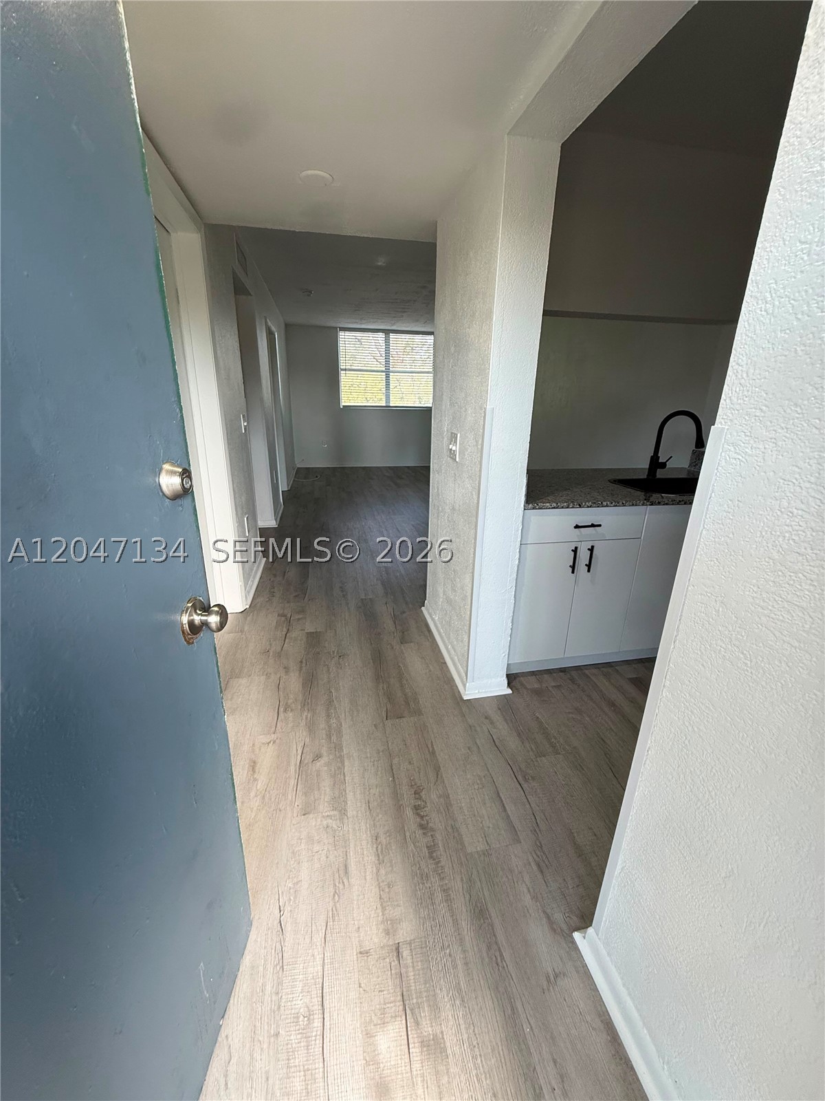VISTA SHORES - Residential Lease