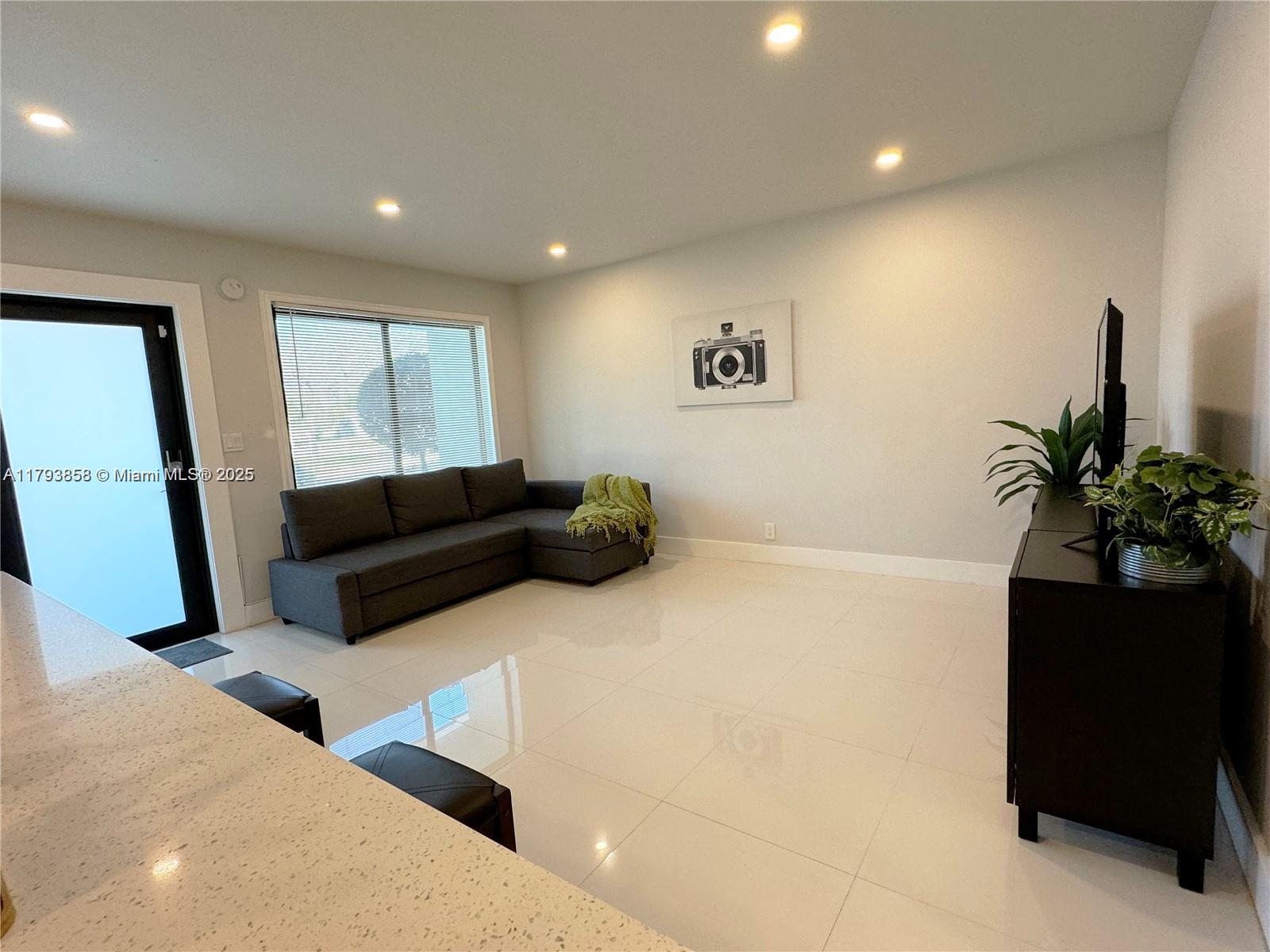 IVES ESTATES SEC 5 - Residential Lease