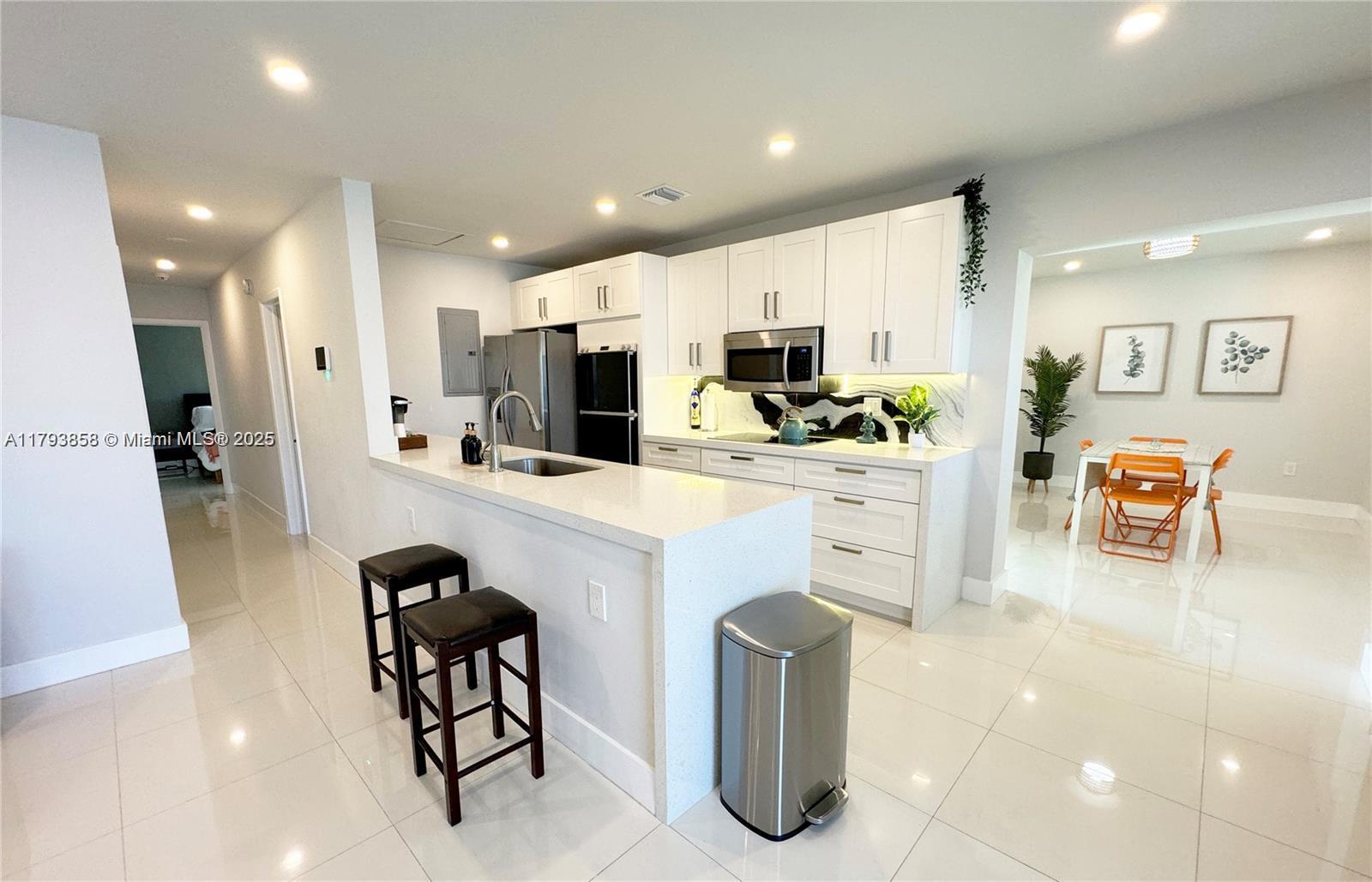 IVES ESTATES SEC 5 - Residential Lease