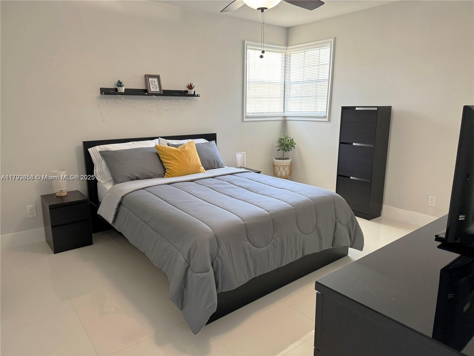 IVES ESTATES SEC 5 - Residential Lease