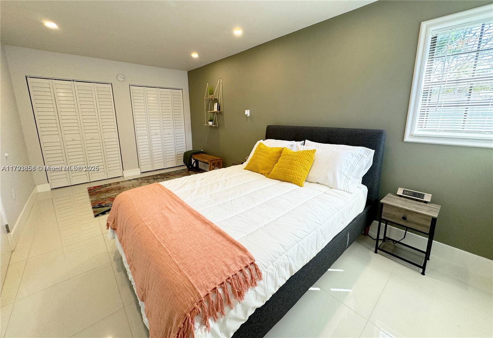 IVES ESTATES SEC 5 - Residential Lease