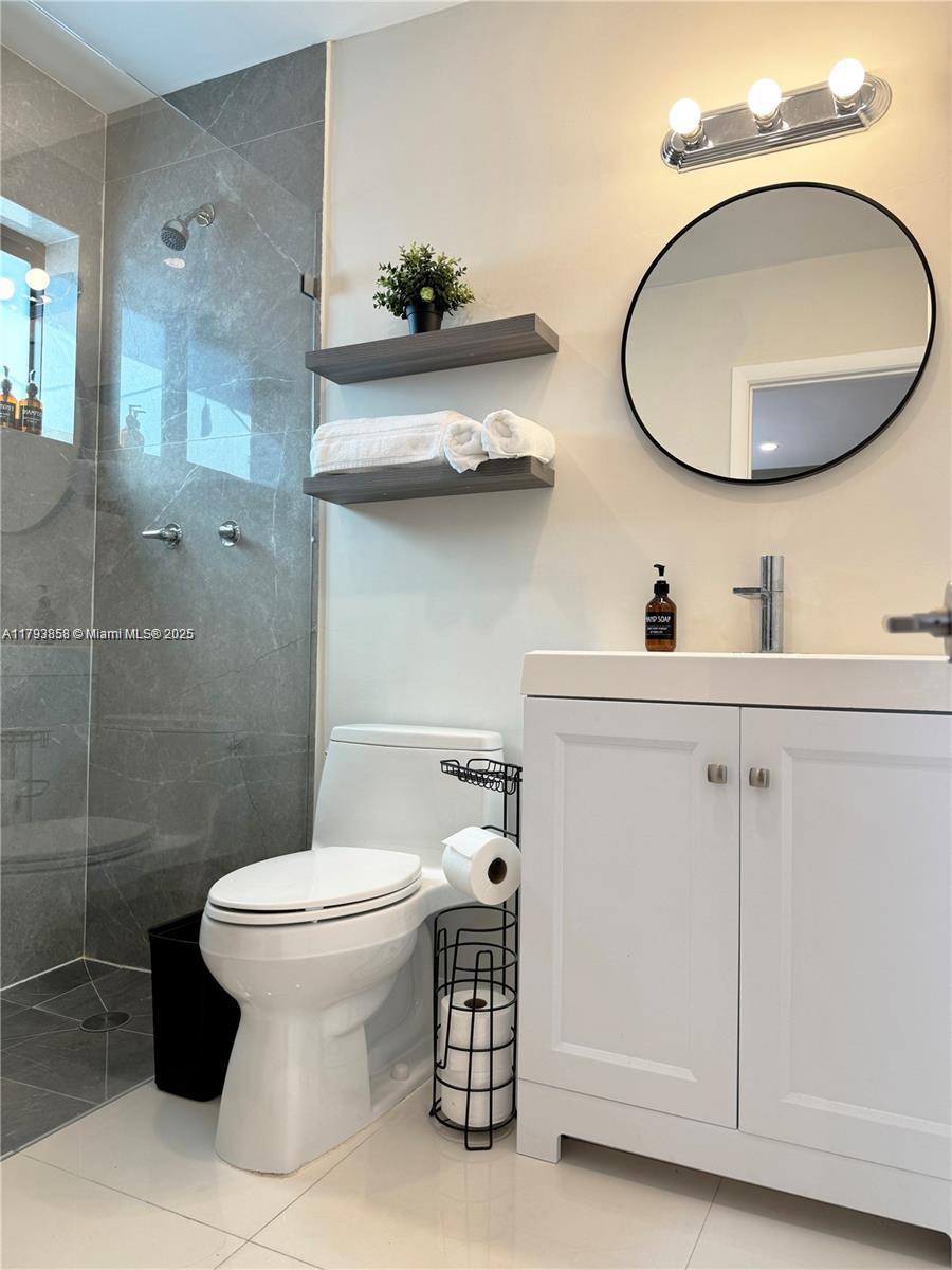 IVES ESTATES SEC 5 - Residential Lease