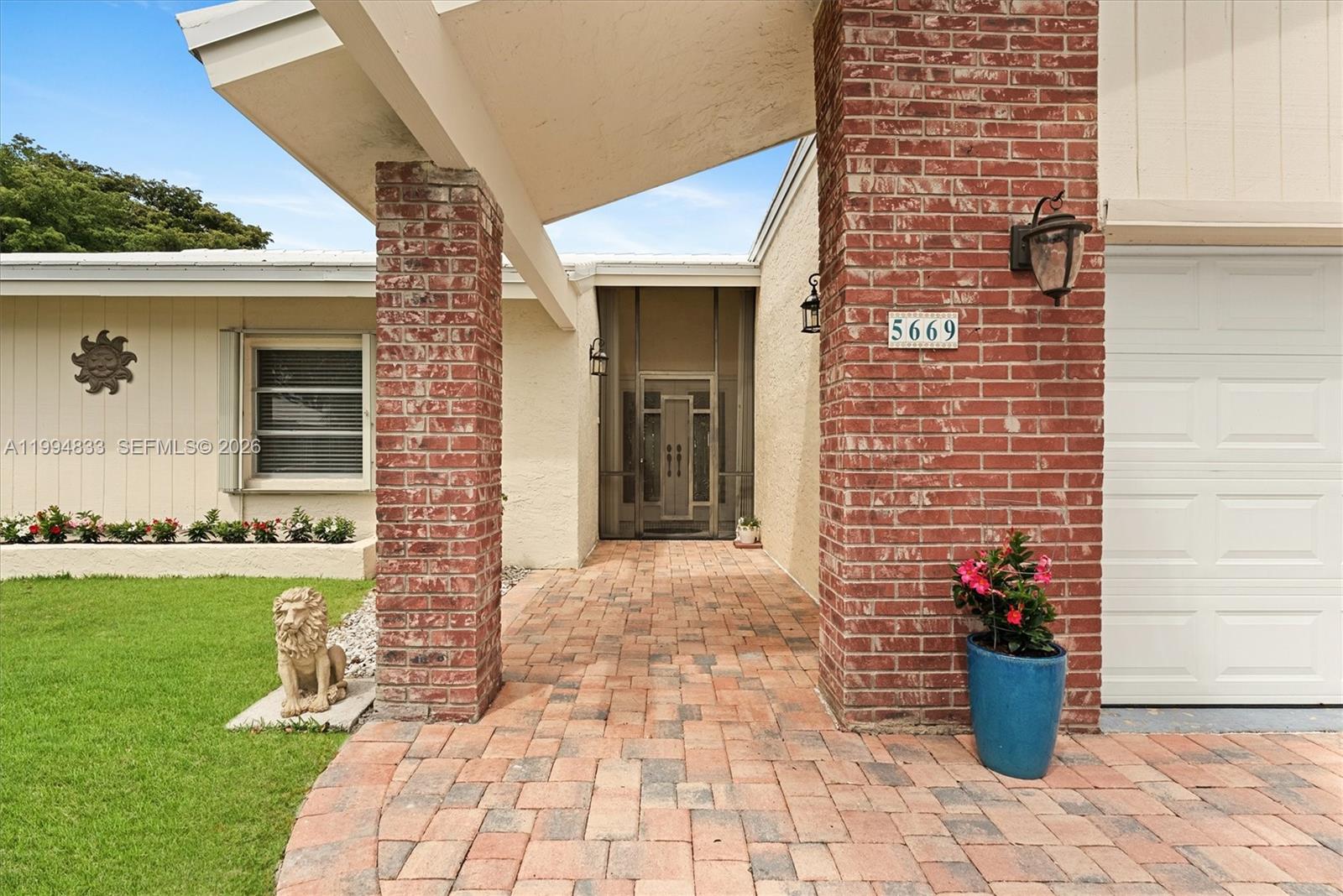 CAMEO WOODS CONDO - Residential