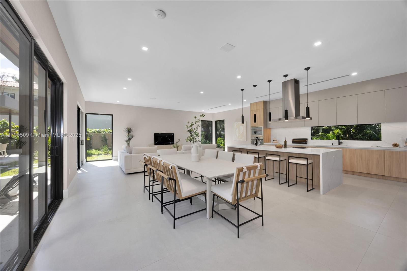 SOUTHERN PINES - Residential