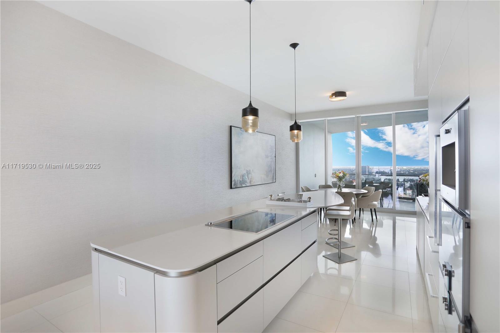 JADE SIGNATURE CONDO - Residential
