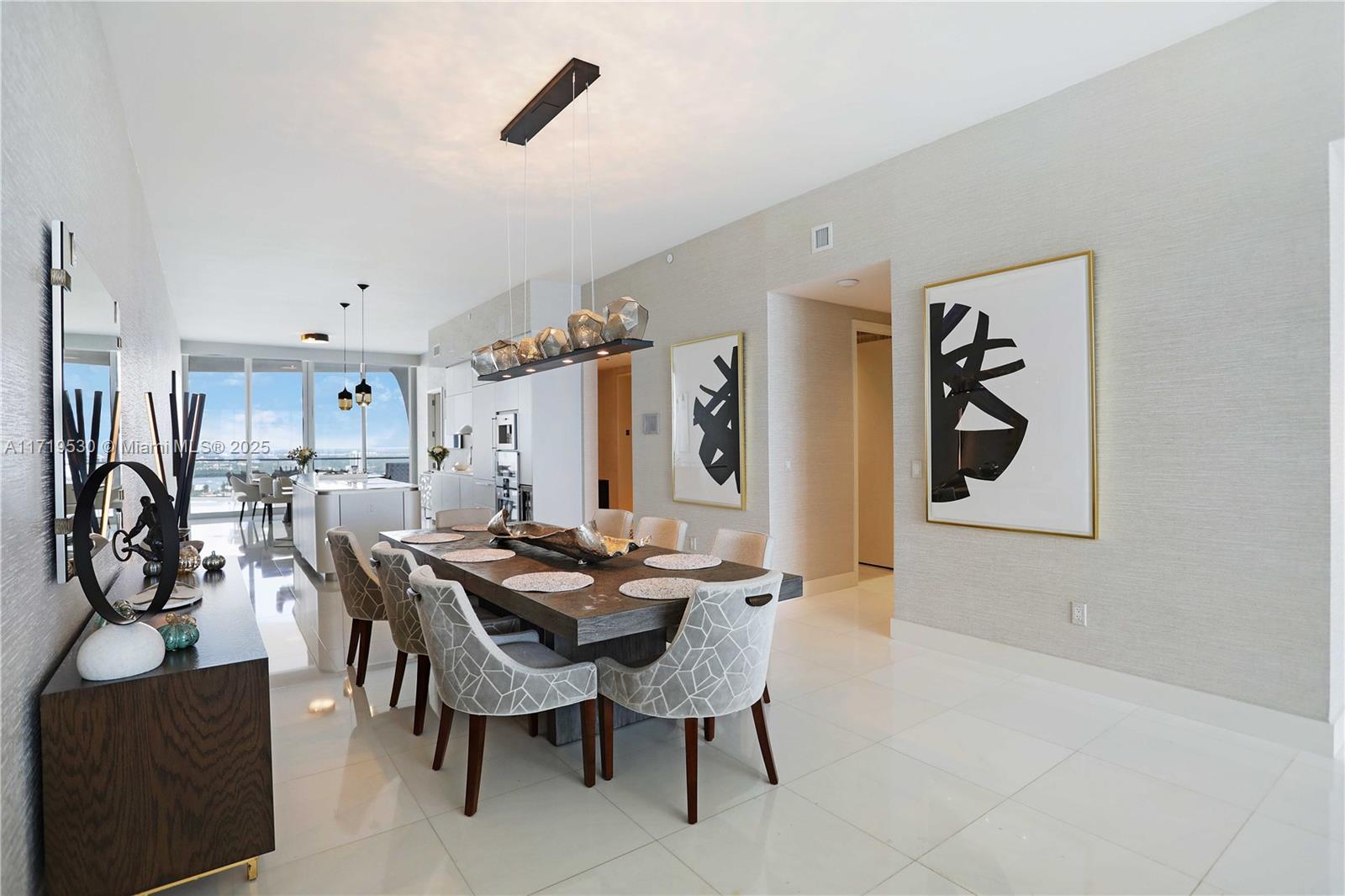 JADE SIGNATURE CONDO - Residential