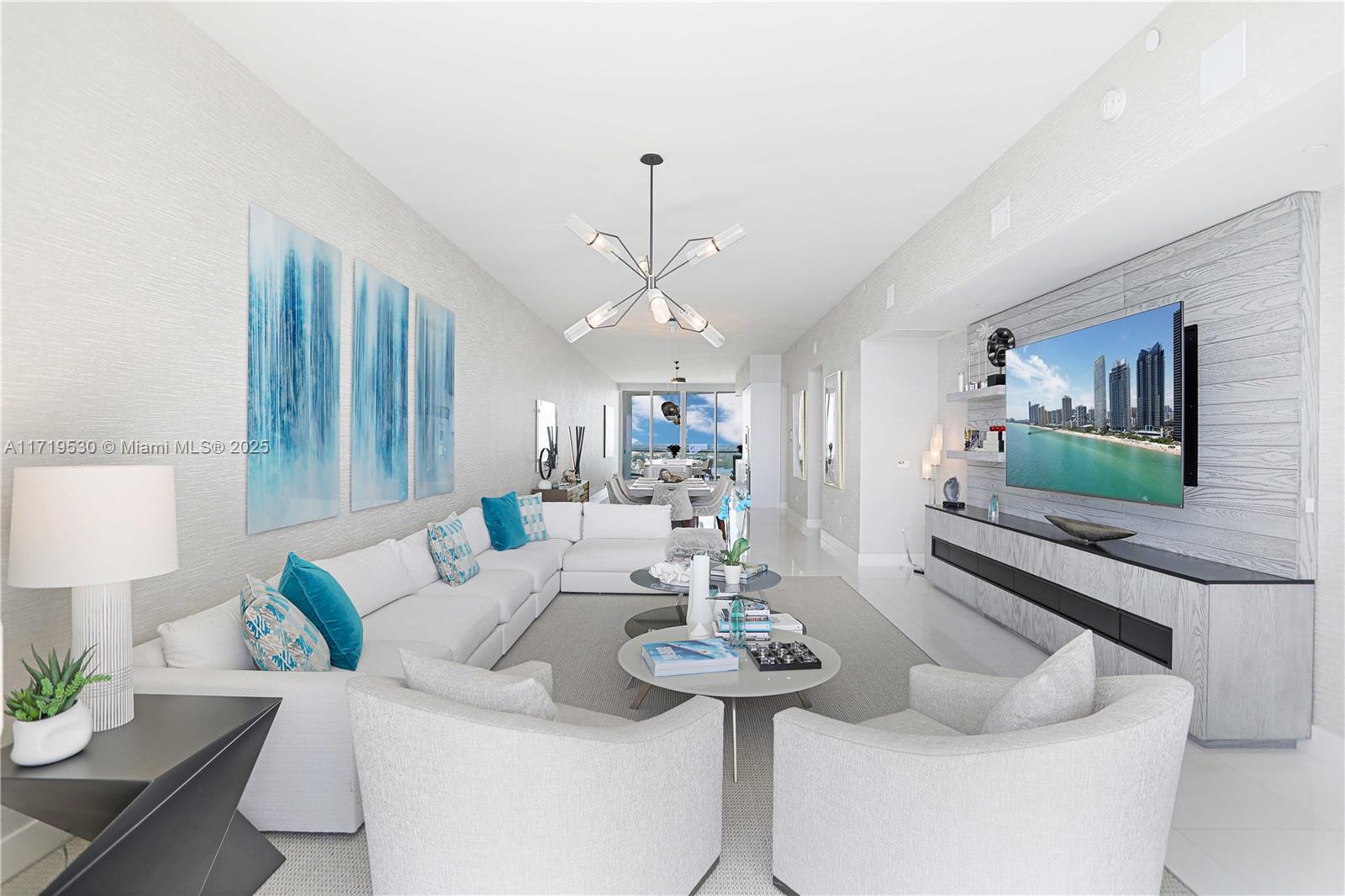 JADE SIGNATURE CONDO - Residential