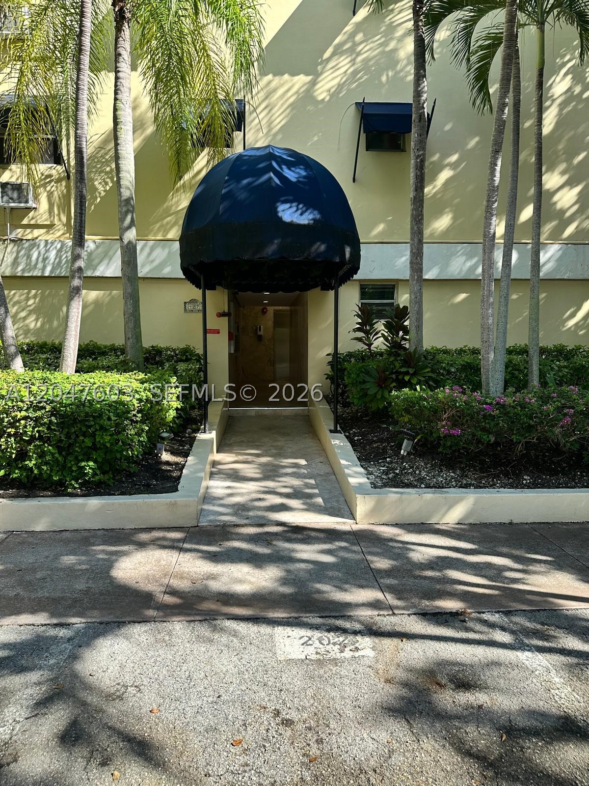 VILLA SANTANDER CONDO - Residential