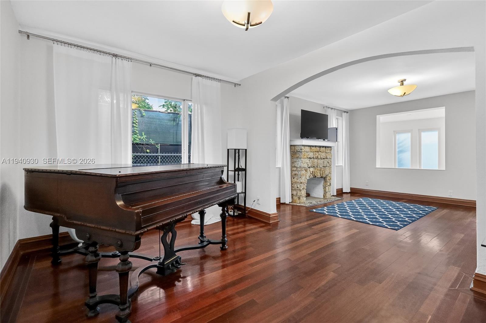 HOLLEMAN PARK - Residential