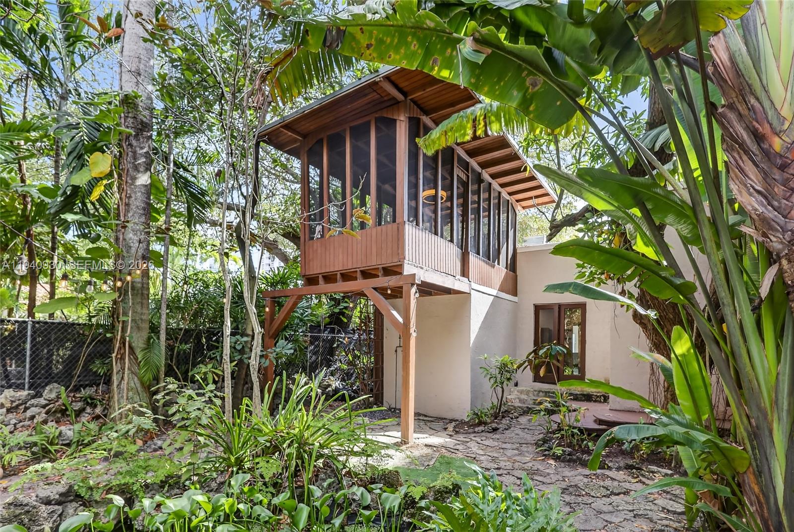 HOLLEMAN PARK - Residential