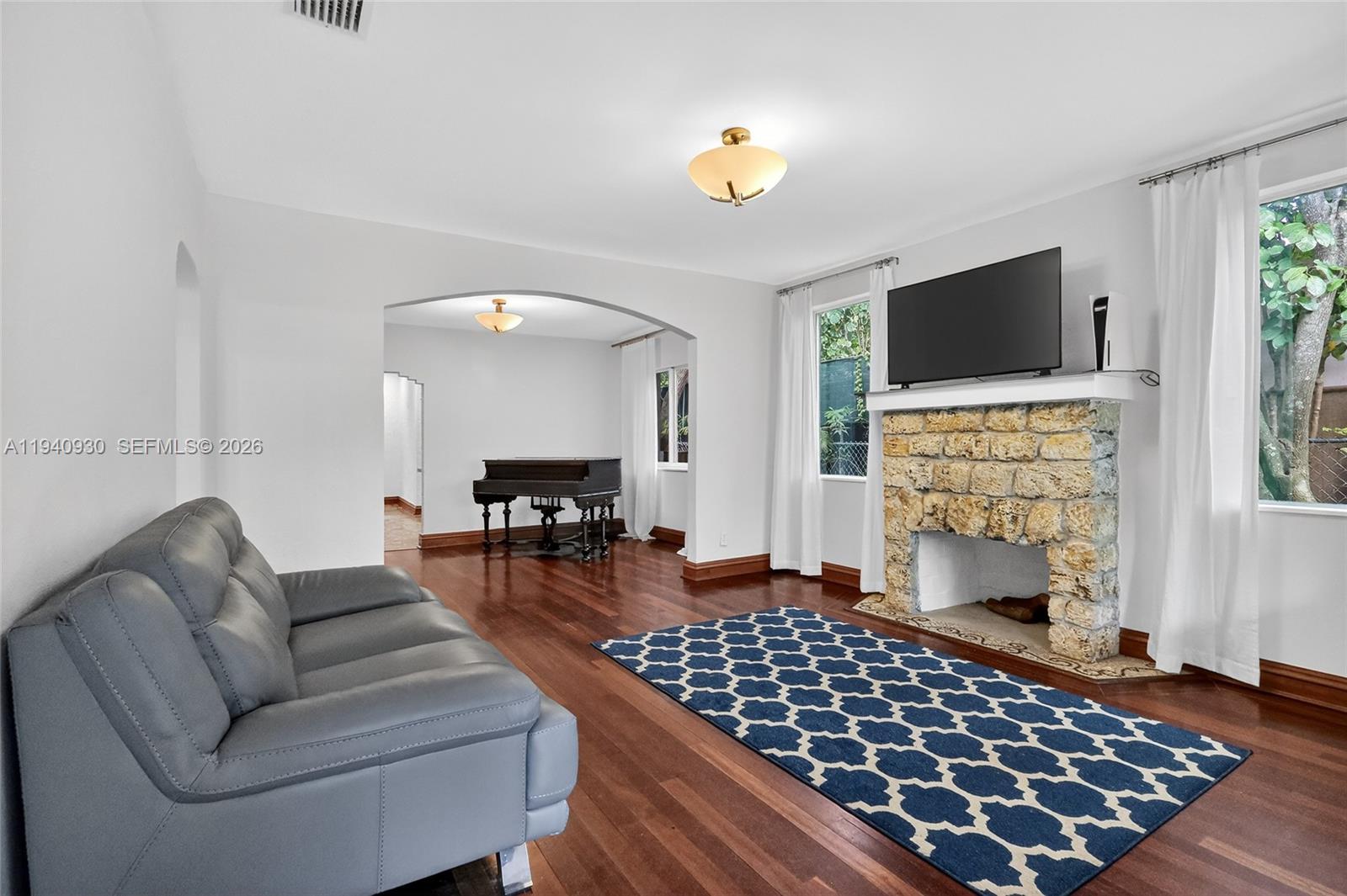 HOLLEMAN PARK - Residential