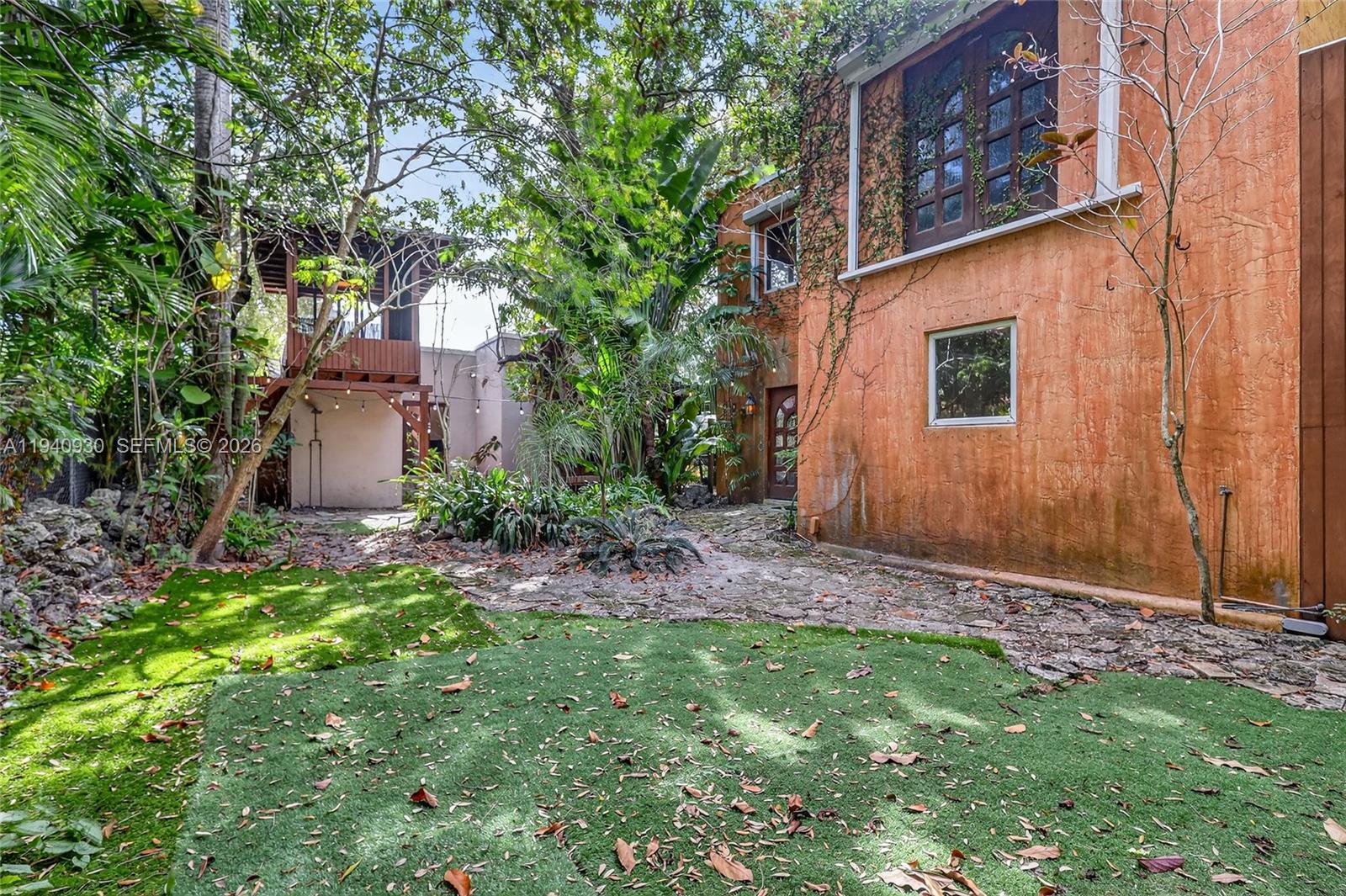 HOLLEMAN PARK - Residential