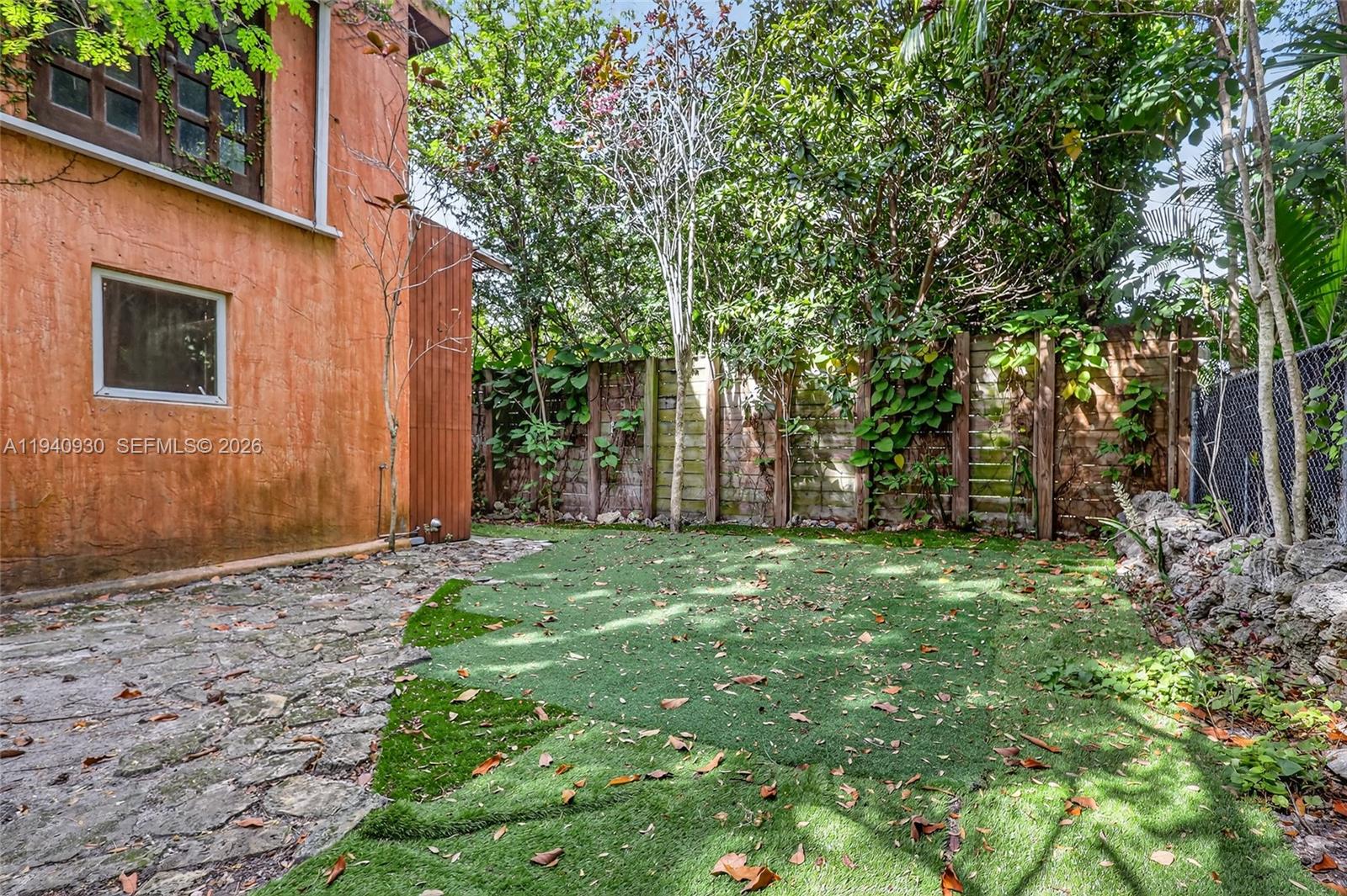 HOLLEMAN PARK - Residential